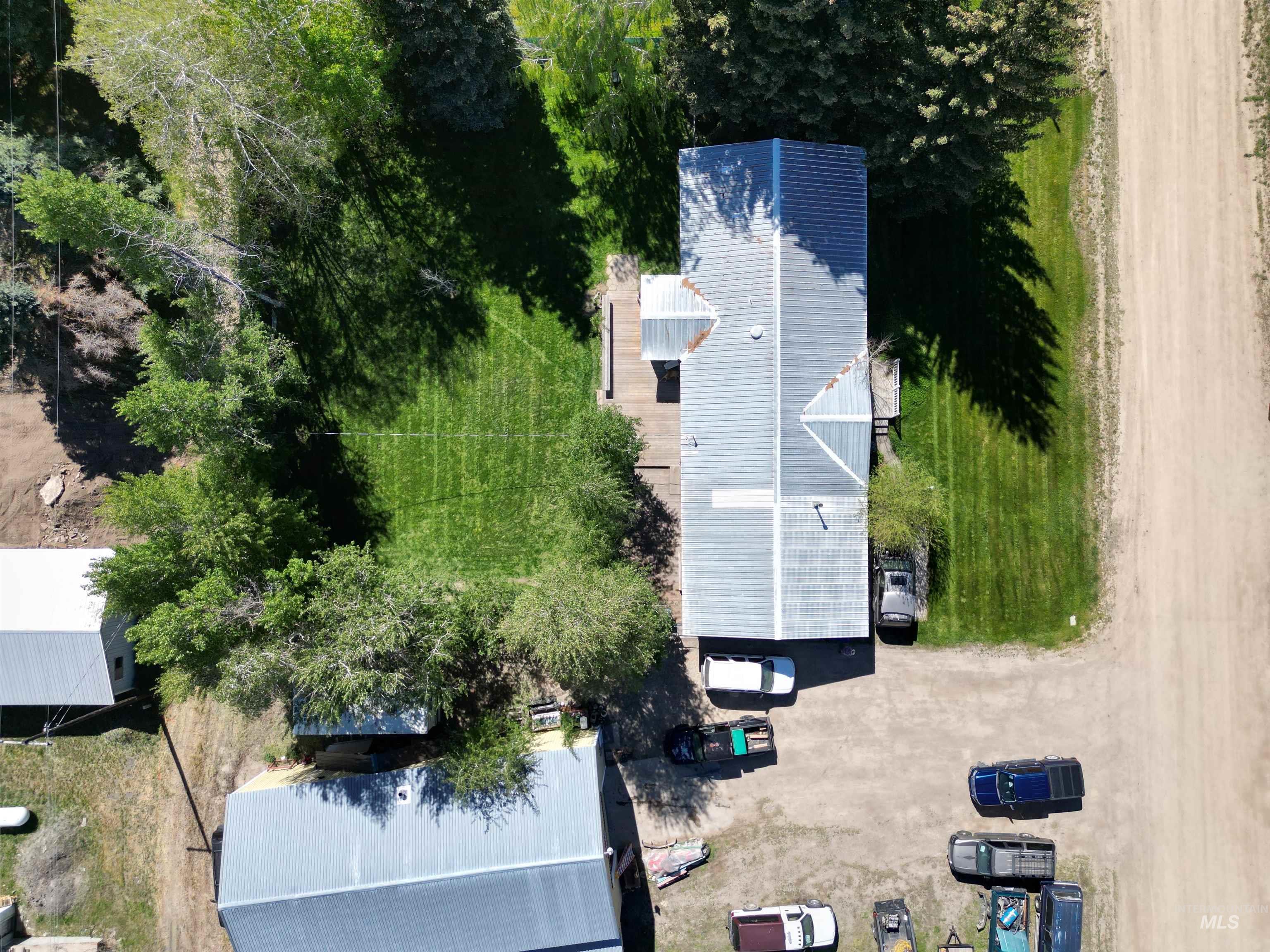 206 E Alturas Ave Property Photo 7