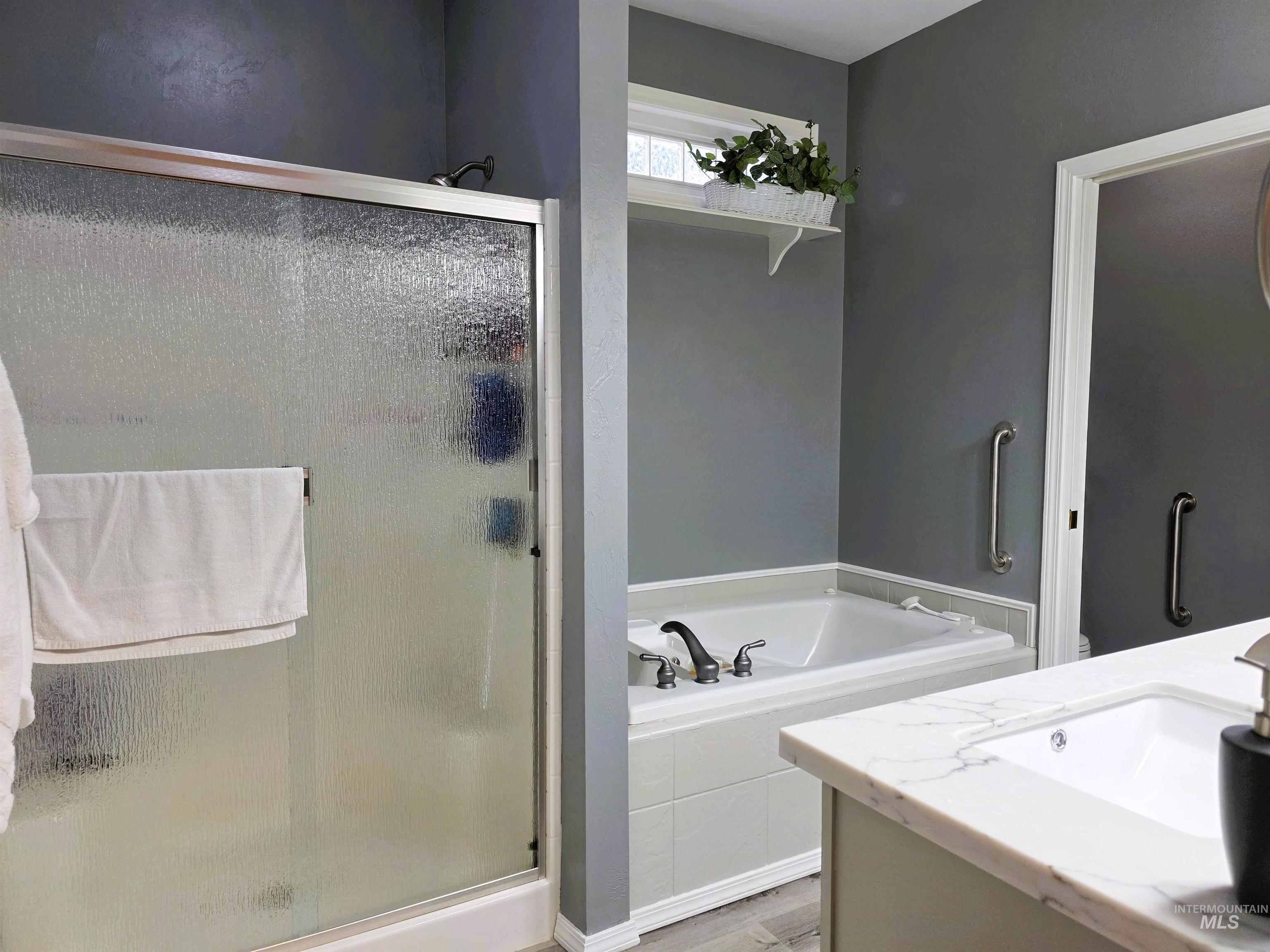 235 Los Lagos Property Photo 10