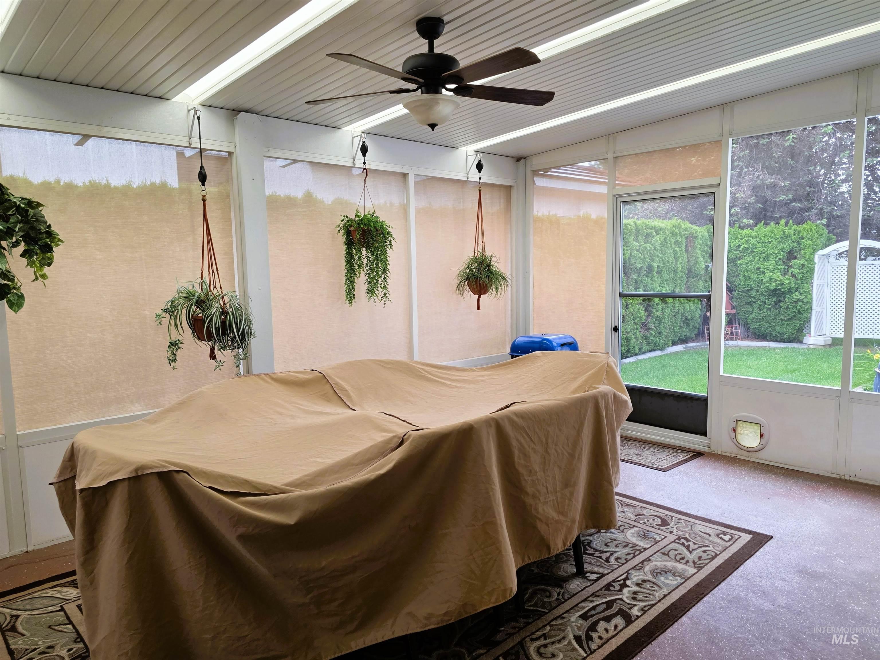 235 Los Lagos Property Photo 15