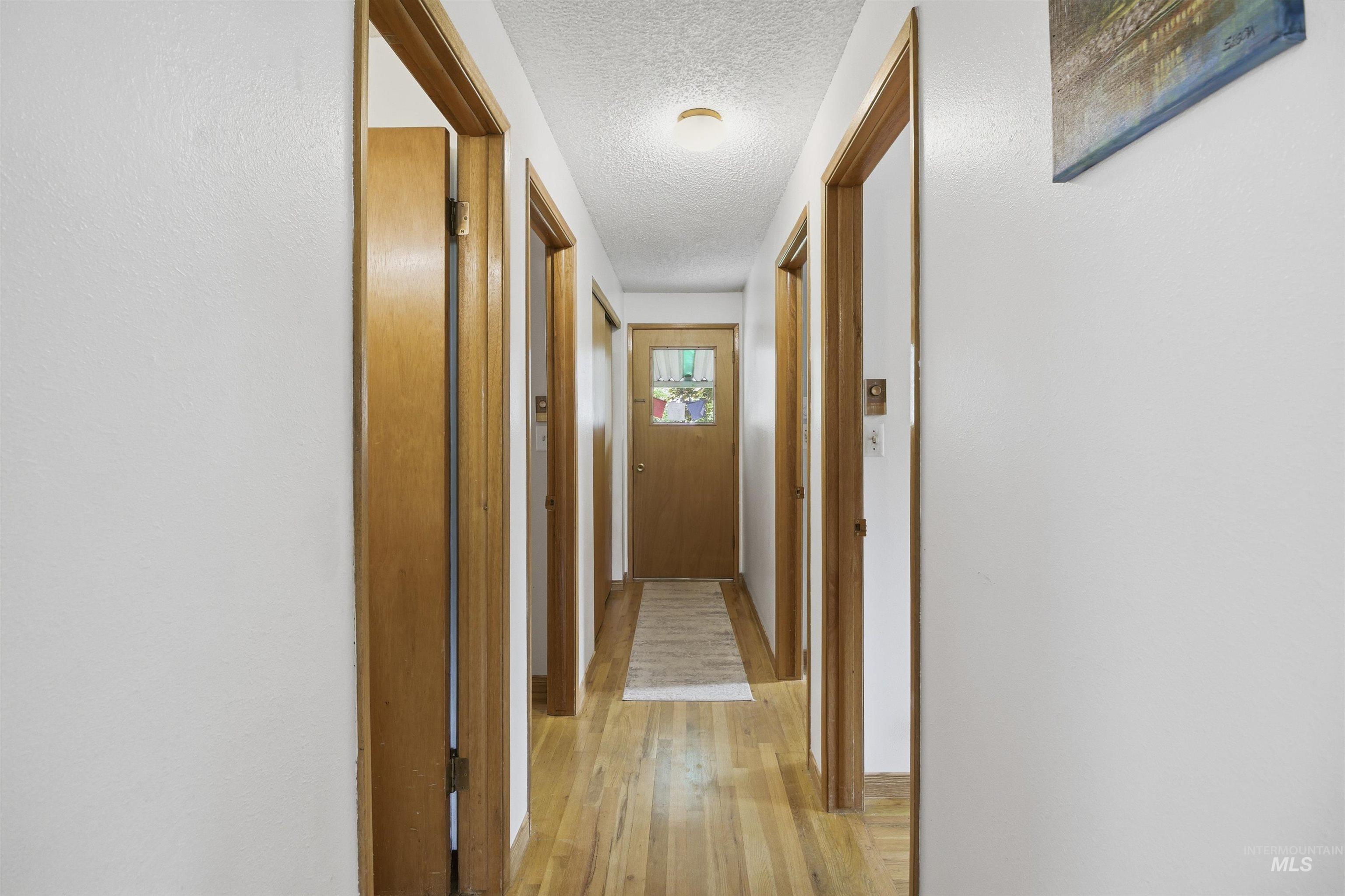 1651 Hillcrest Drive Property Photo 18