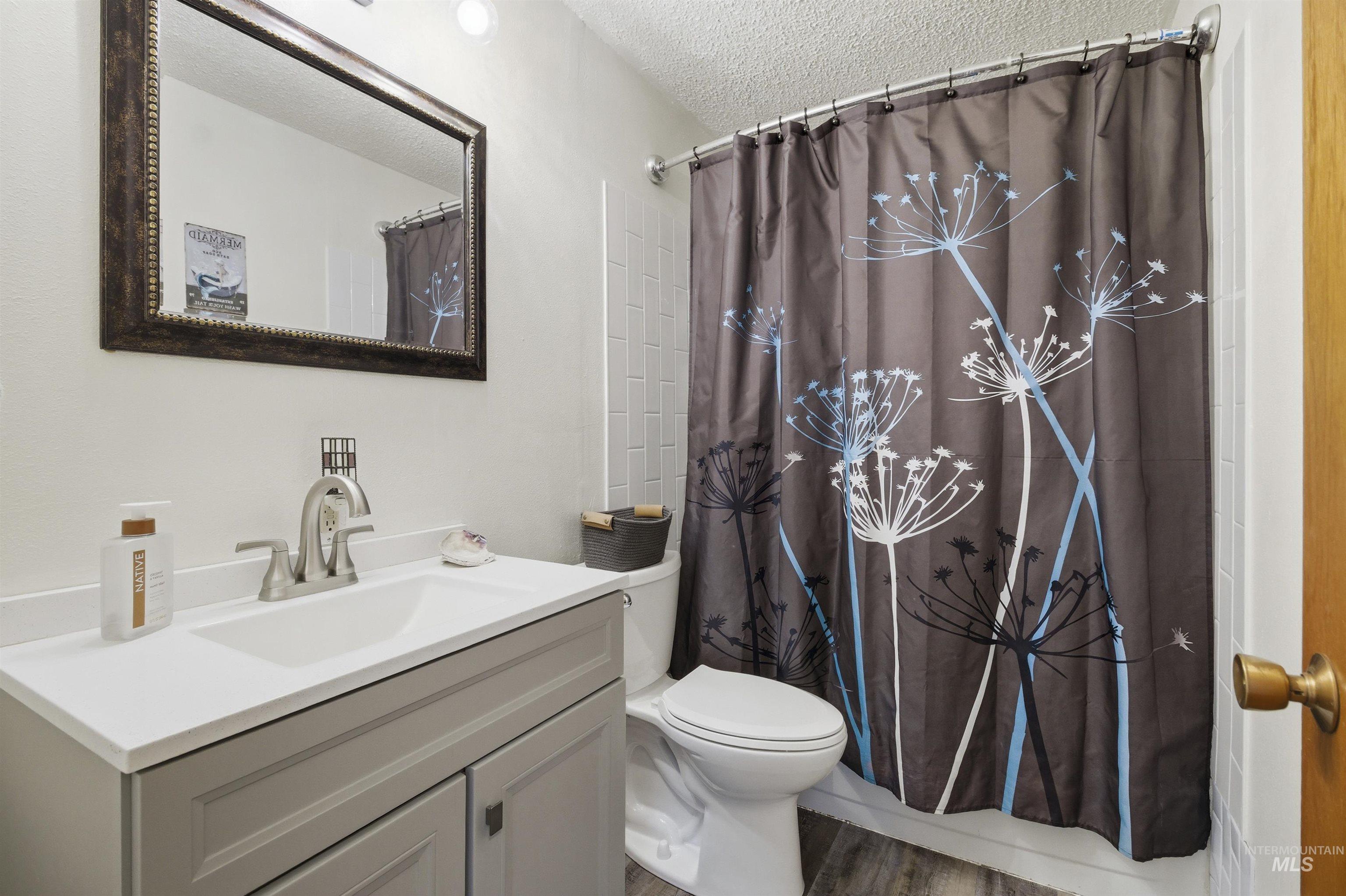 1651 Hillcrest Drive Property Photo 19