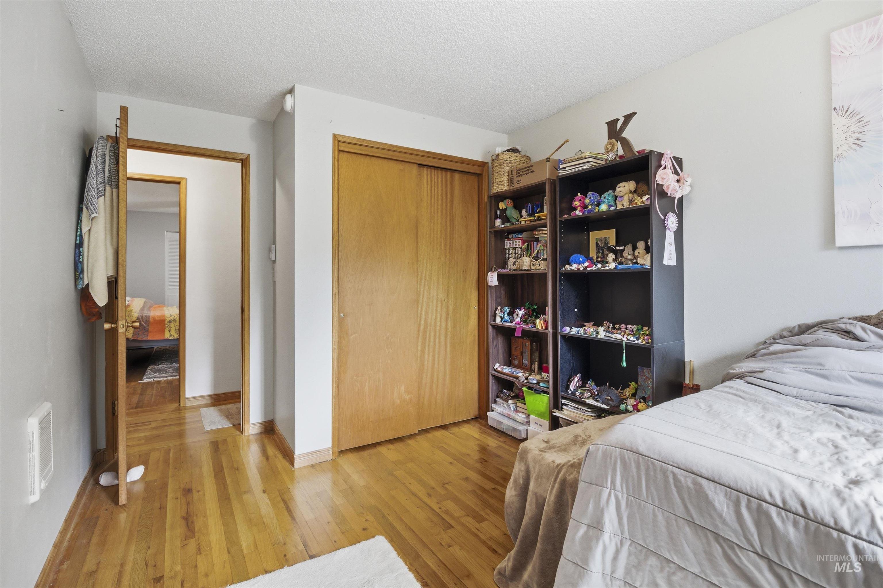 1651 Hillcrest Drive Property Photo 26
