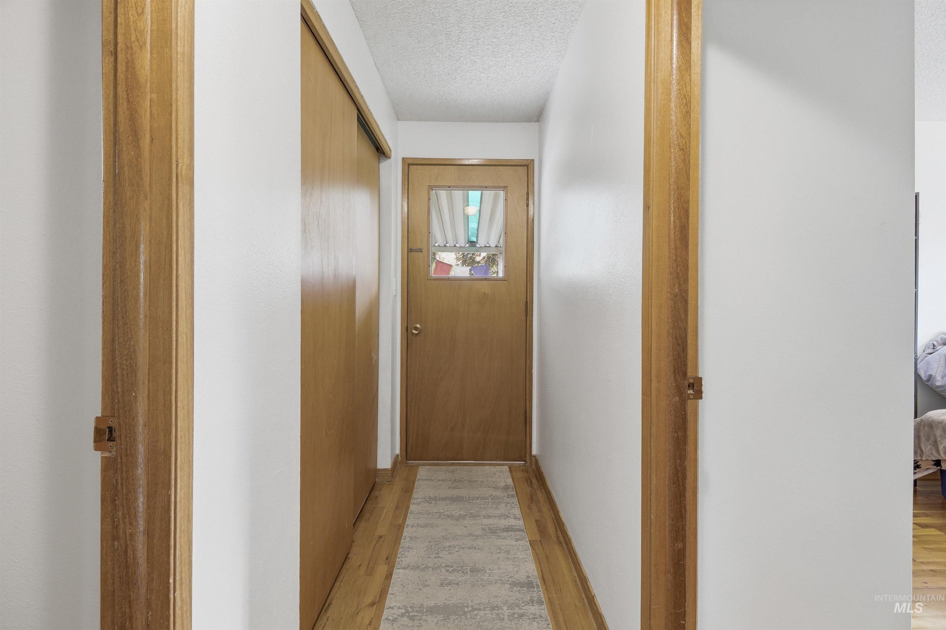 1651 Hillcrest Drive Property Photo 28