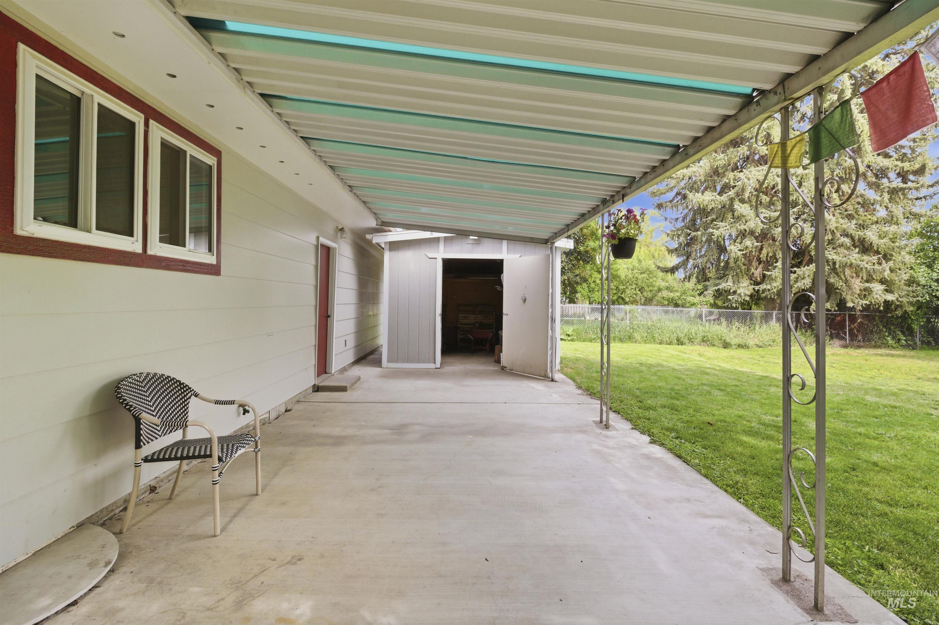 1651 Hillcrest Drive Property Photo 29