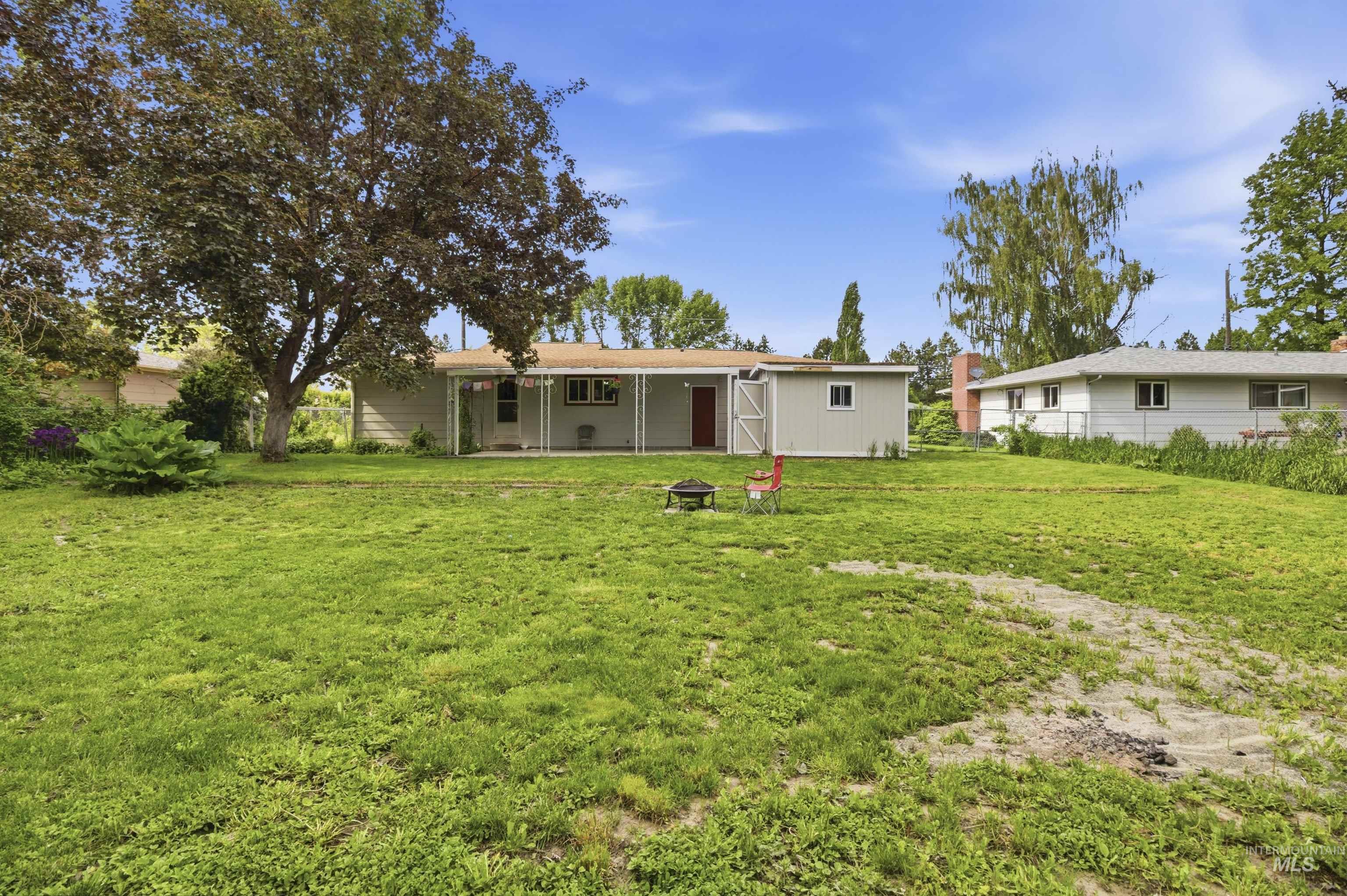 1651 Hillcrest Drive Property Photo 35