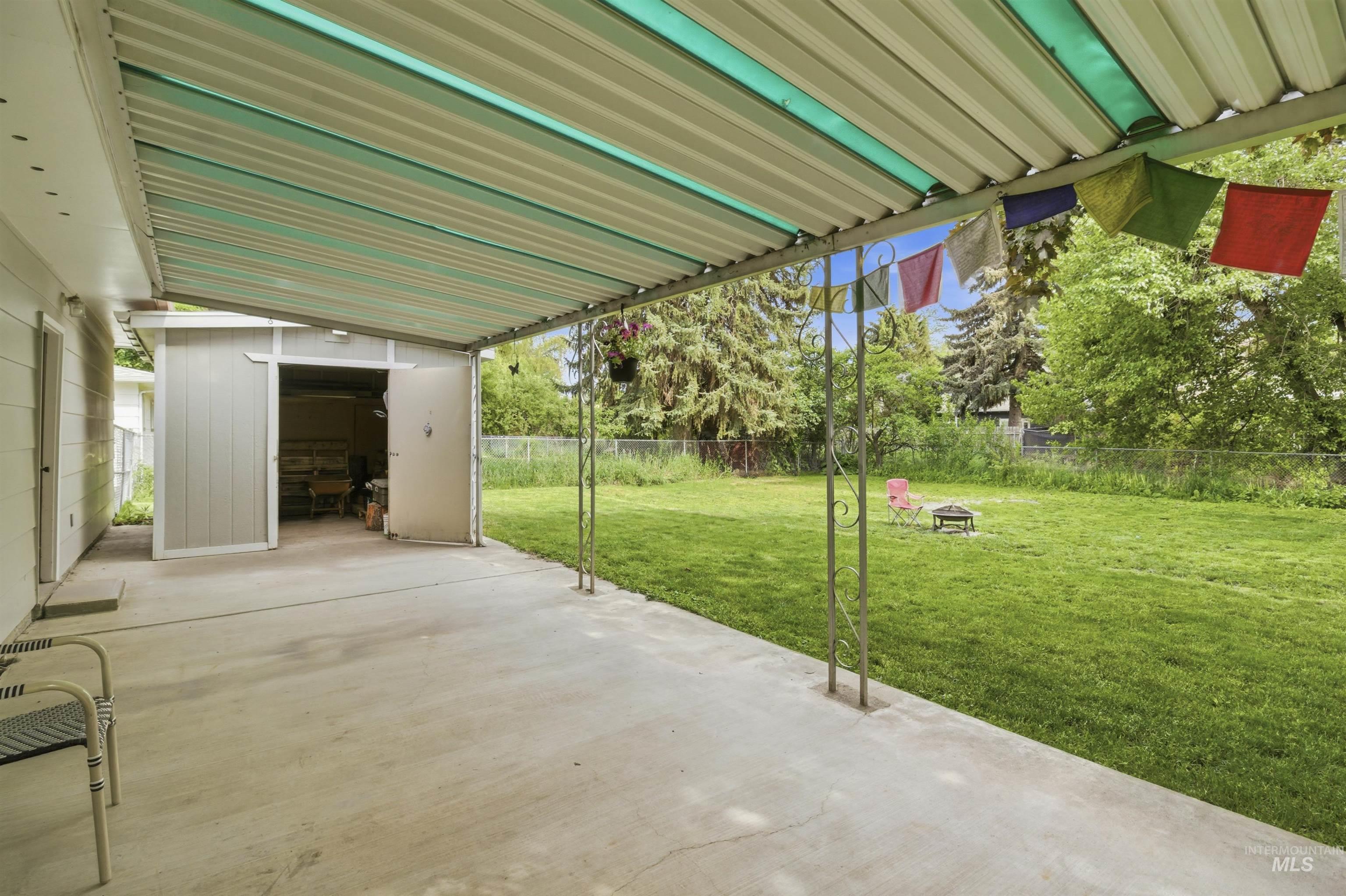 1651 Hillcrest Drive Property Photo 37