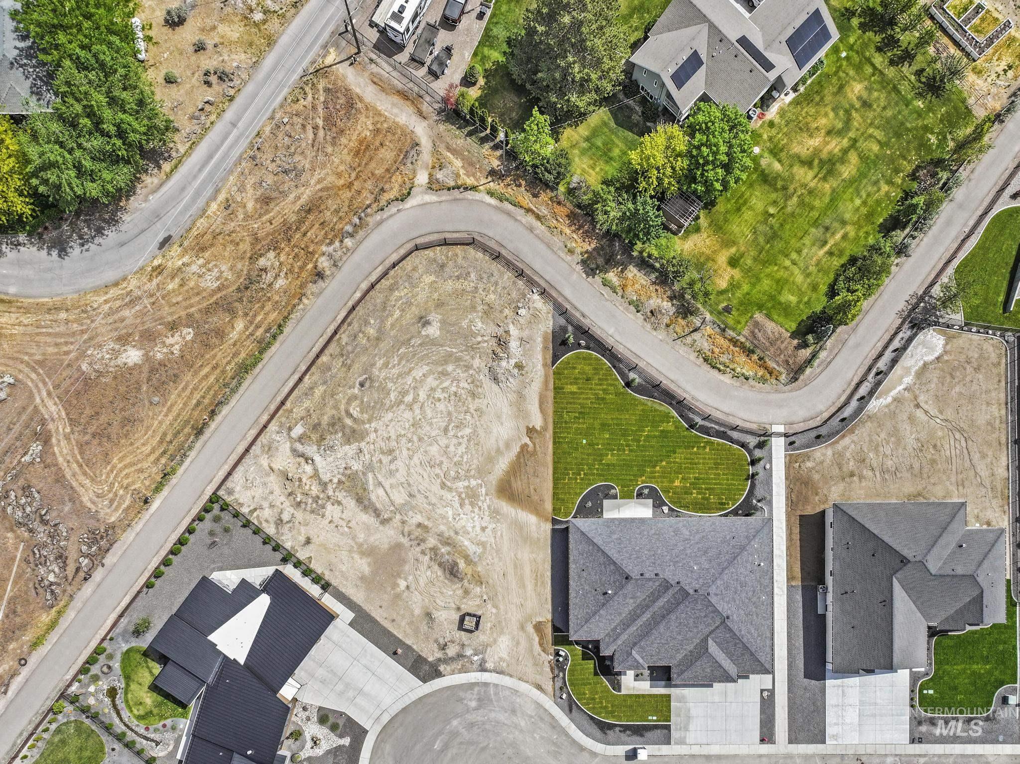 1557 Clear Creek Loop Property Photo 1