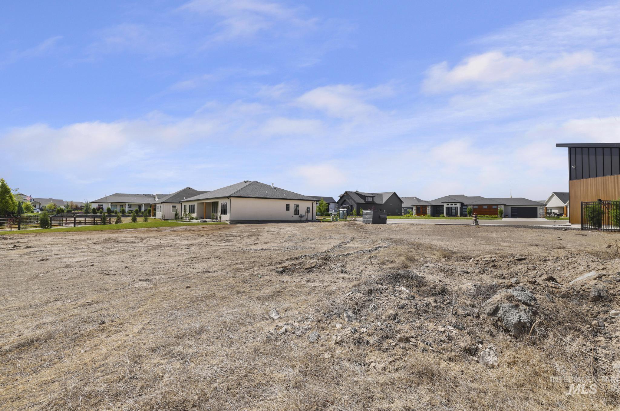 1557 Clear Creek Loop Property Photo 16