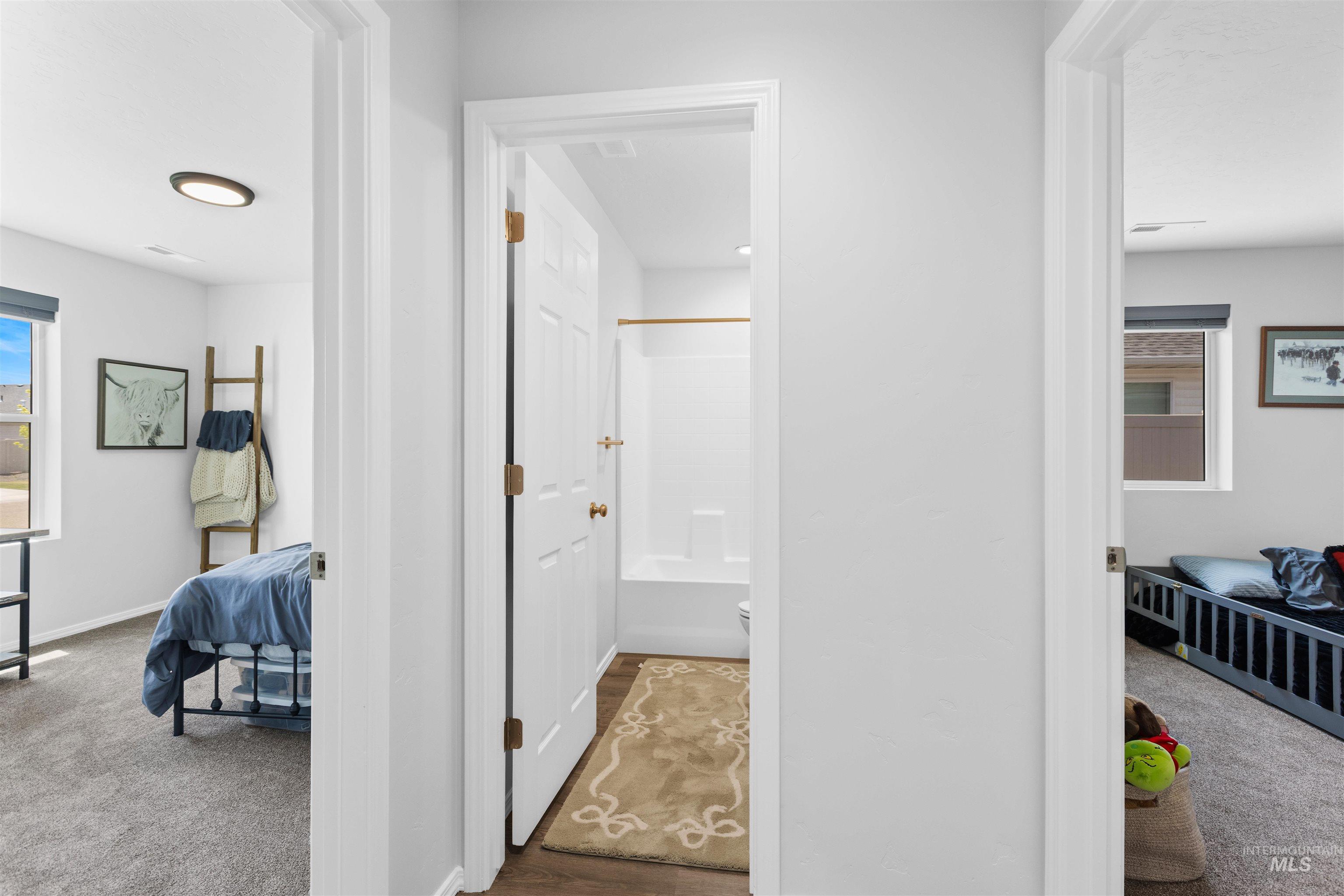 12322 Genevieve St Property Photo 6