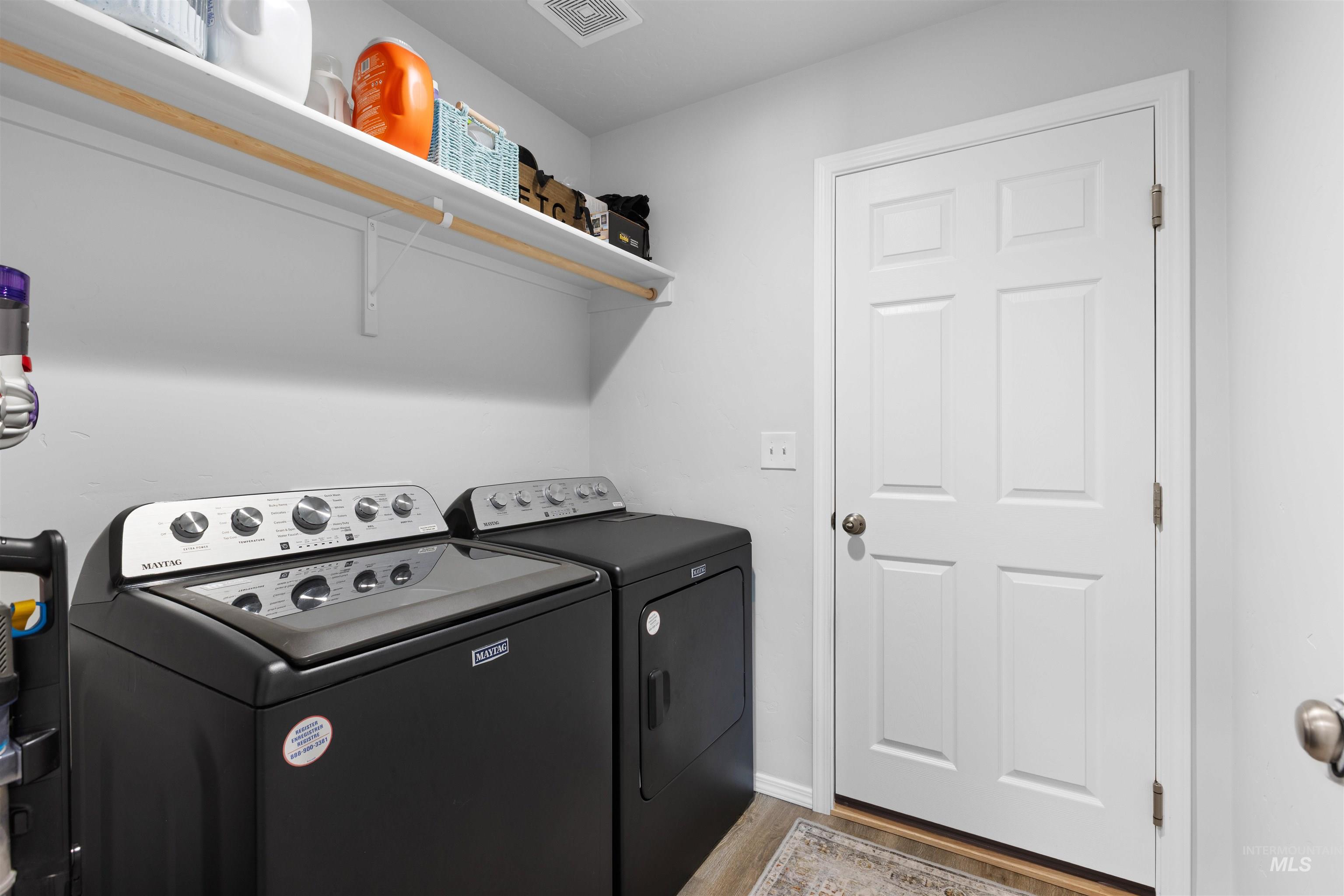 12322 Genevieve St Property Photo 10