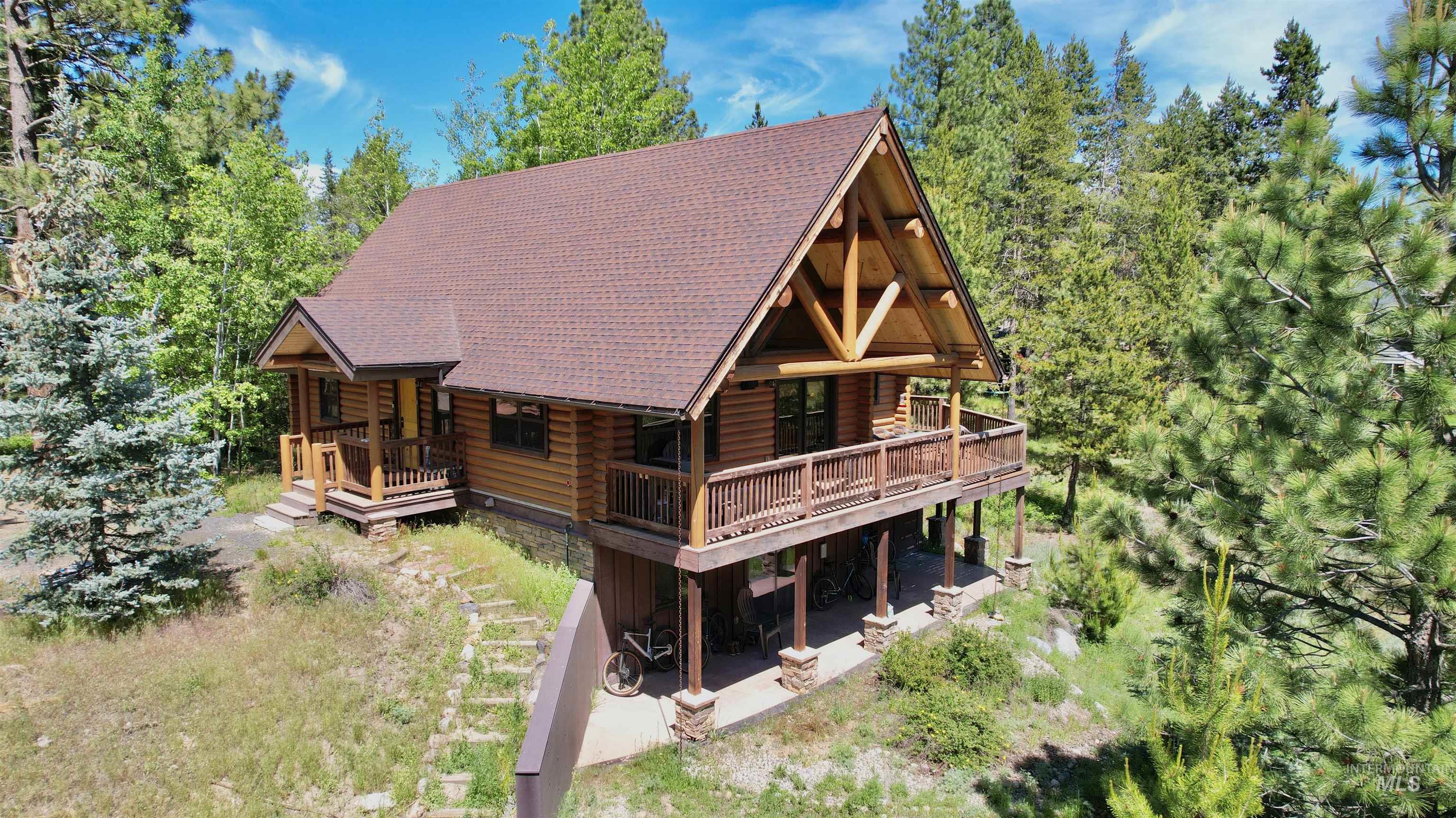 788 Chad Loop Property Photo 1