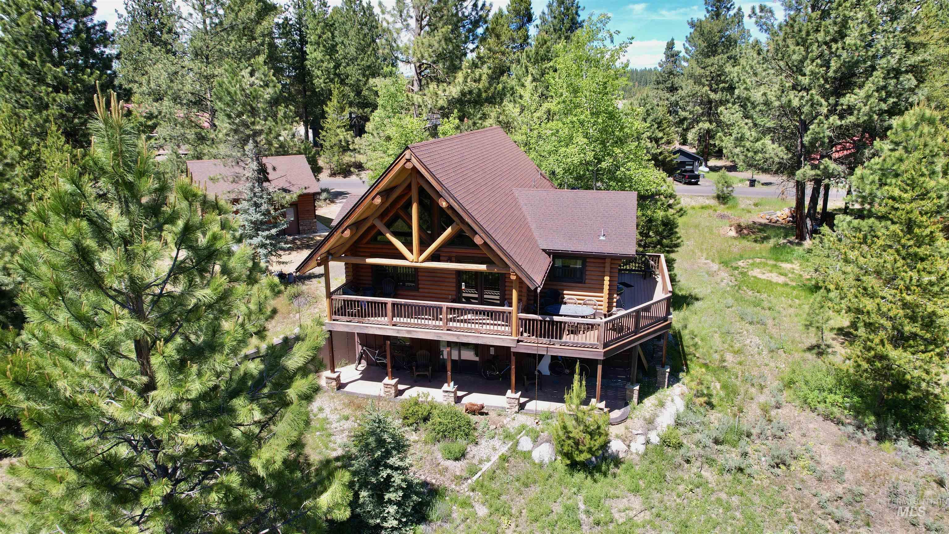 788 Chad Loop Property Photo 2