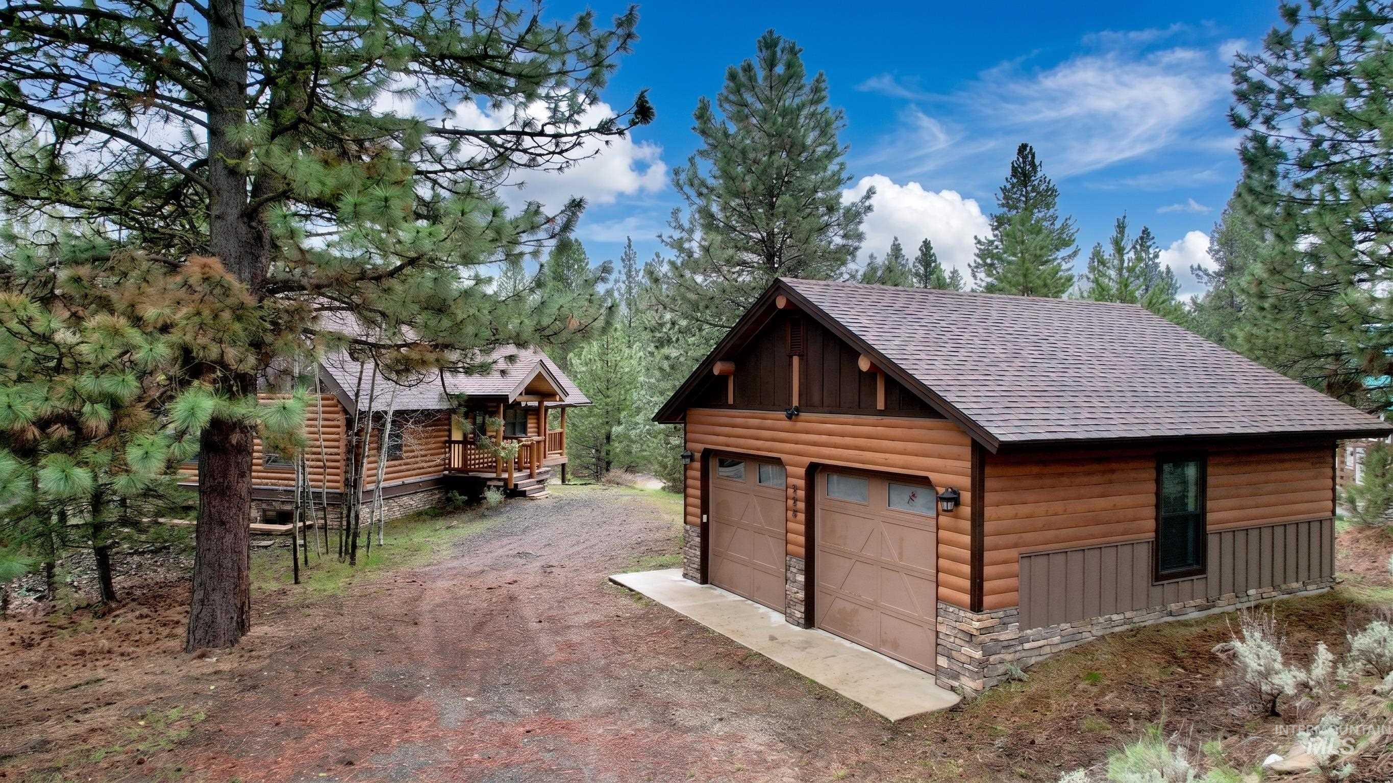788 Chad Loop Property Photo 3