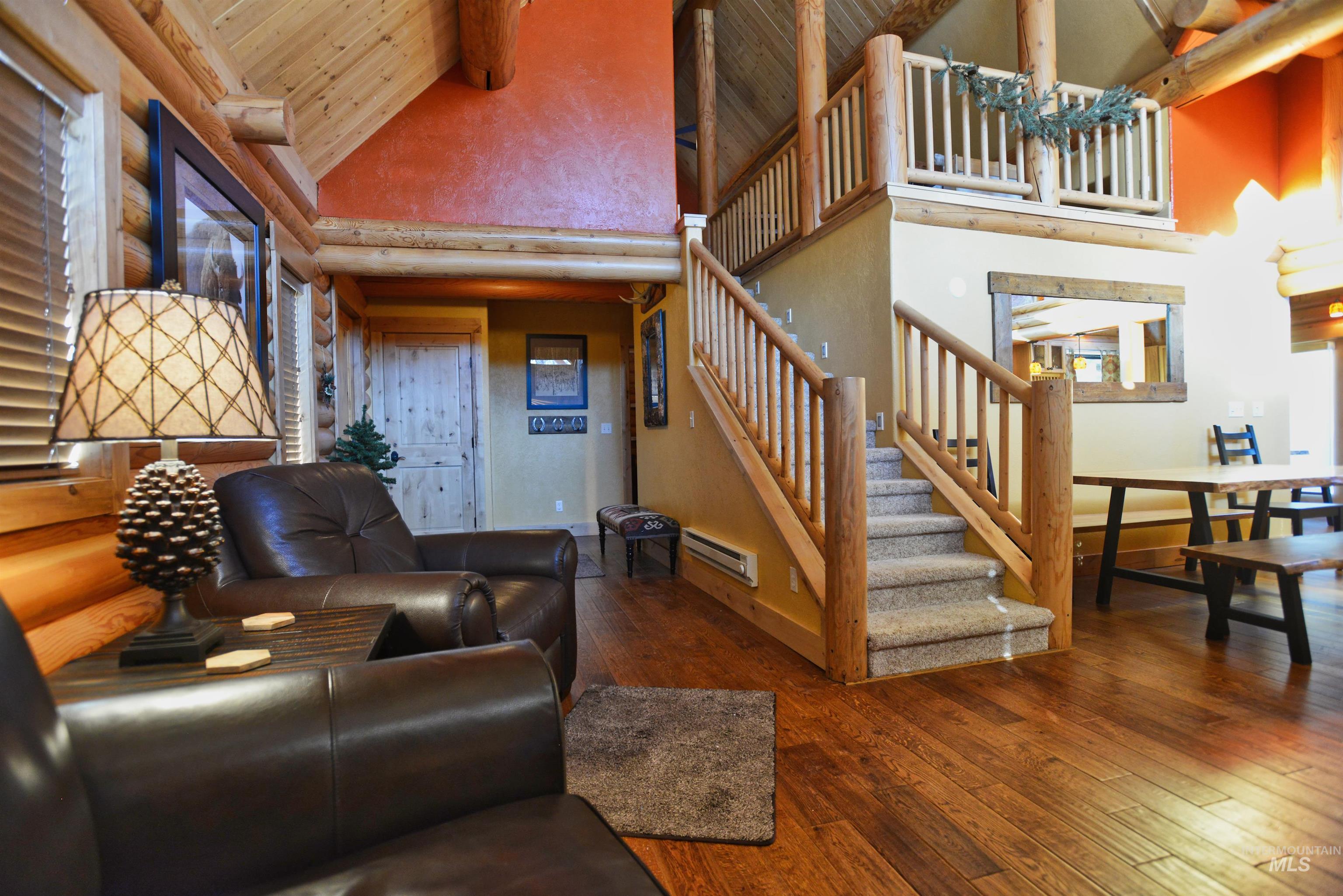 788 Chad Loop Property Photo 6