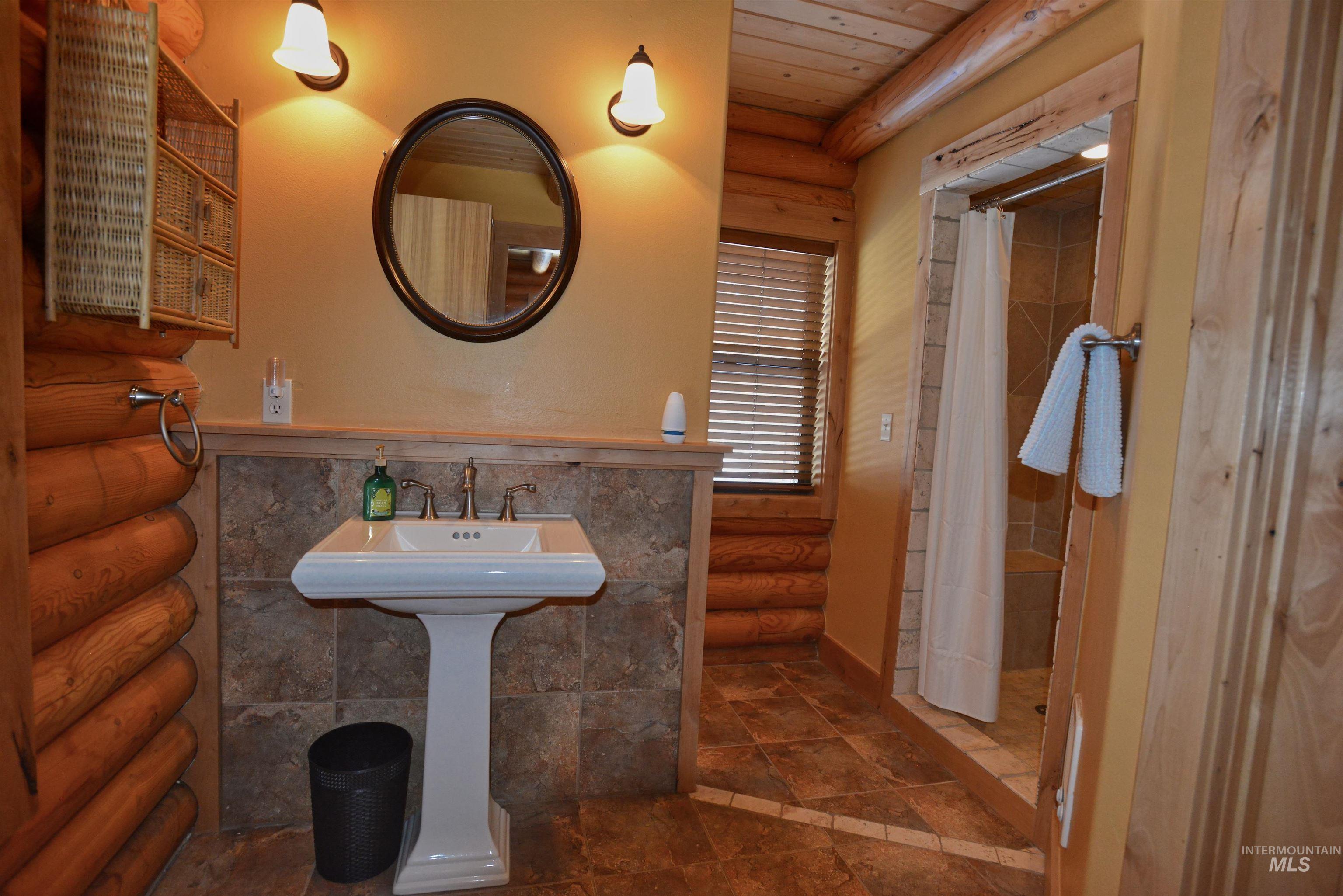 788 Chad Loop Property Photo 15