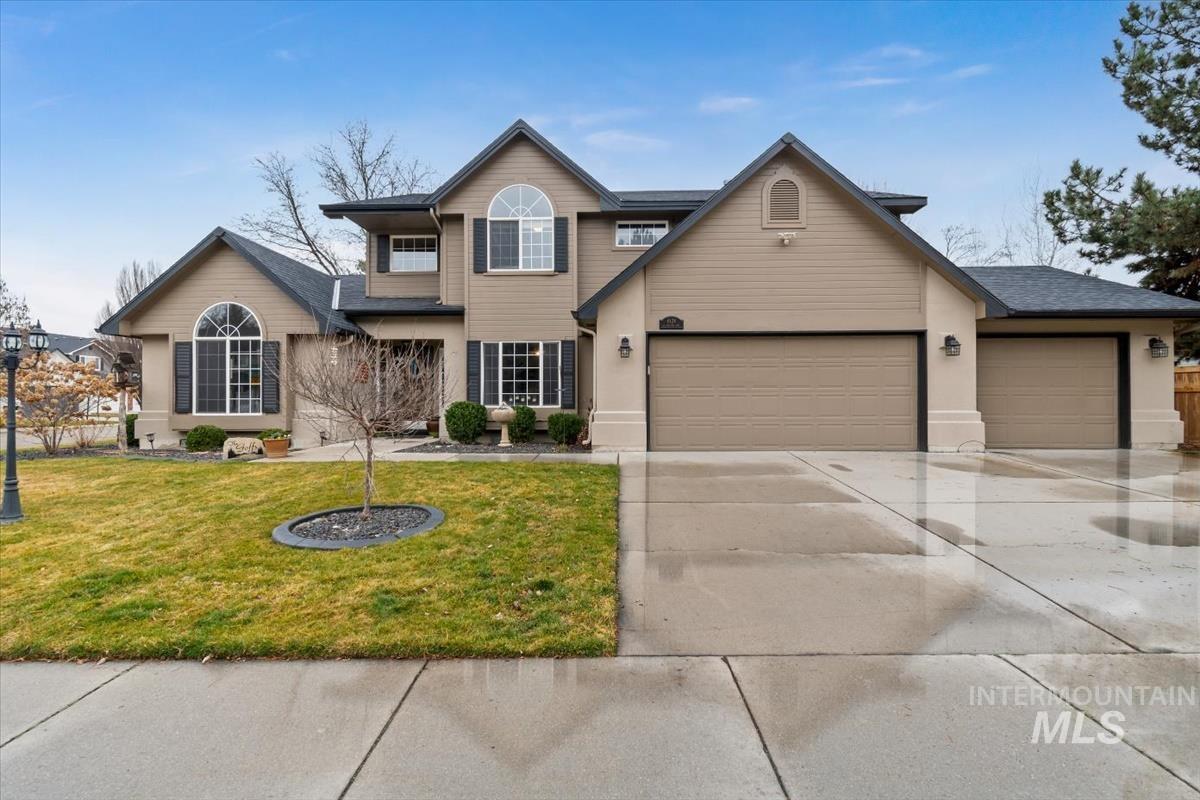 6124 N Tapestry Way Property Photo 1