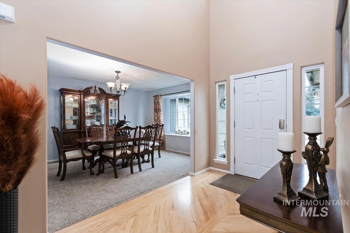 6124 N Tapestry Way Property Photo 6