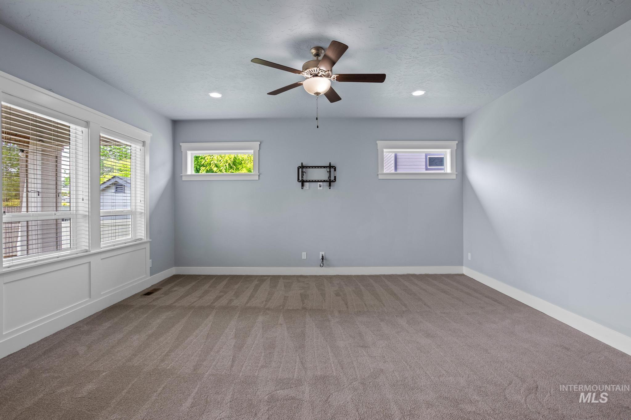 2681 E Rhyolite Ct. Property Photo 19