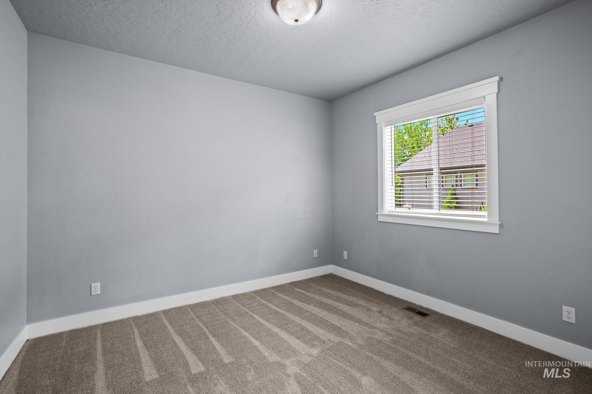 2681 E Rhyolite Ct. Property Photo 37