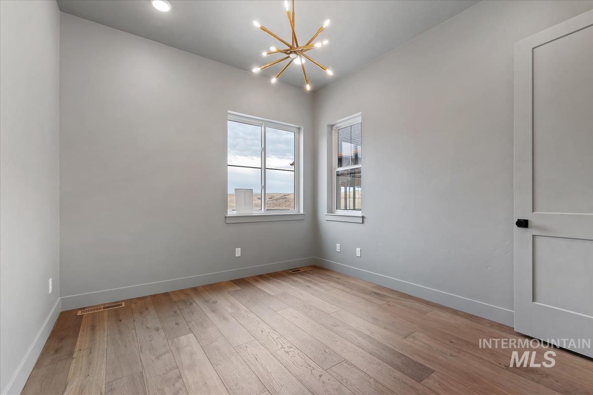 7065 N Cairnhill Way Property Photo 35