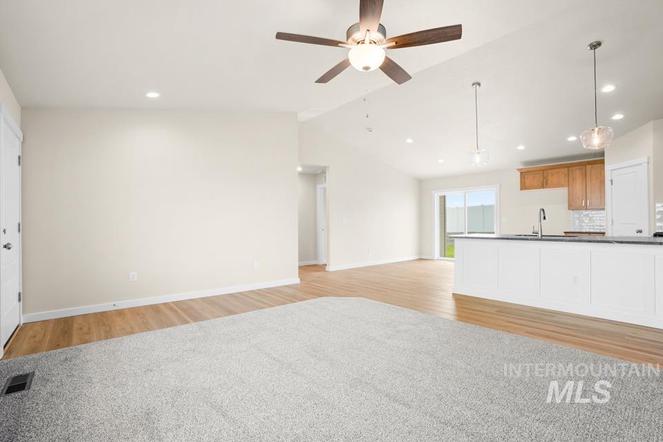 3030 Cypress Point Ave Property Photo 7
