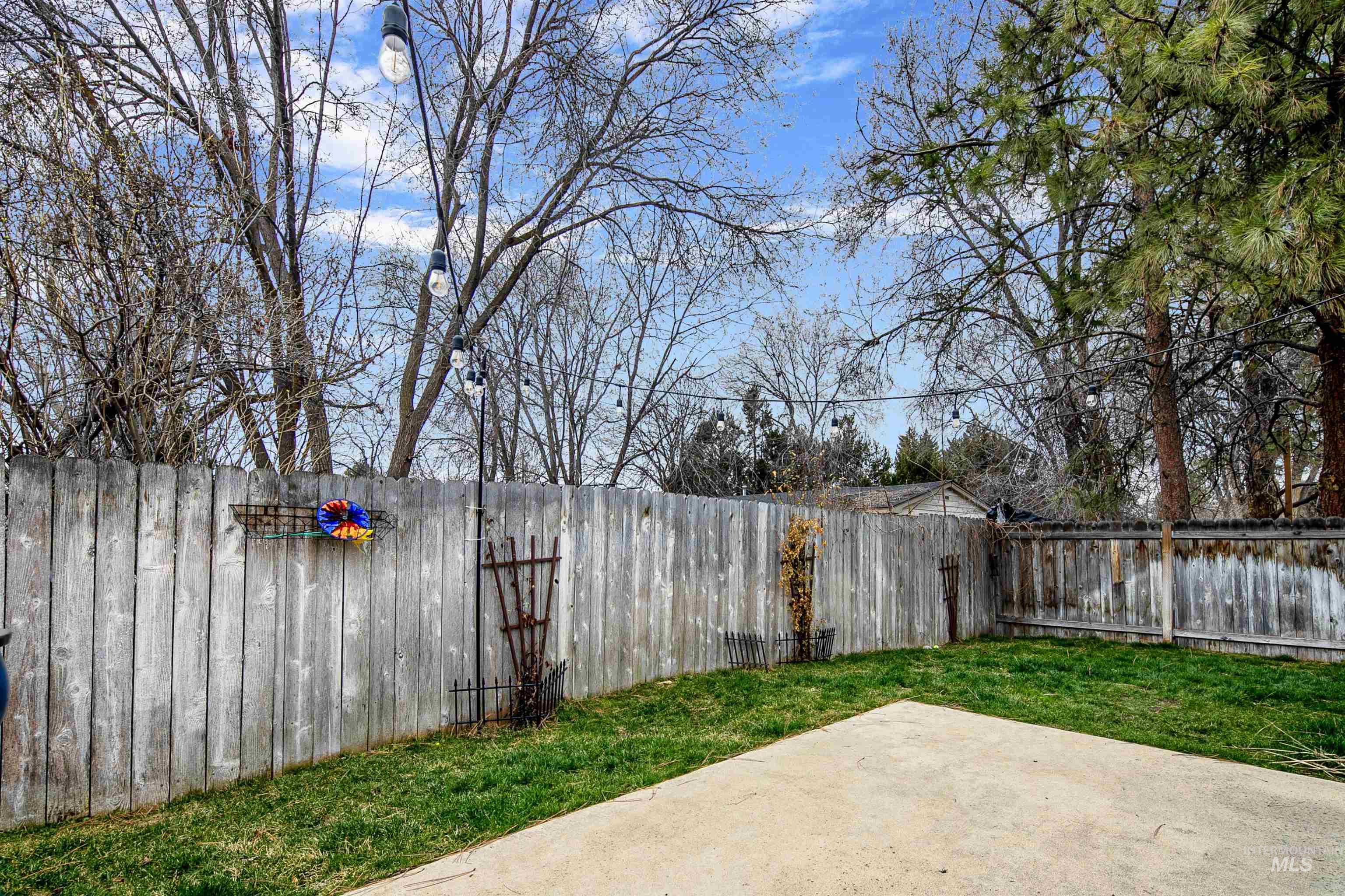 3919 W Garnet St Property Photo 14
