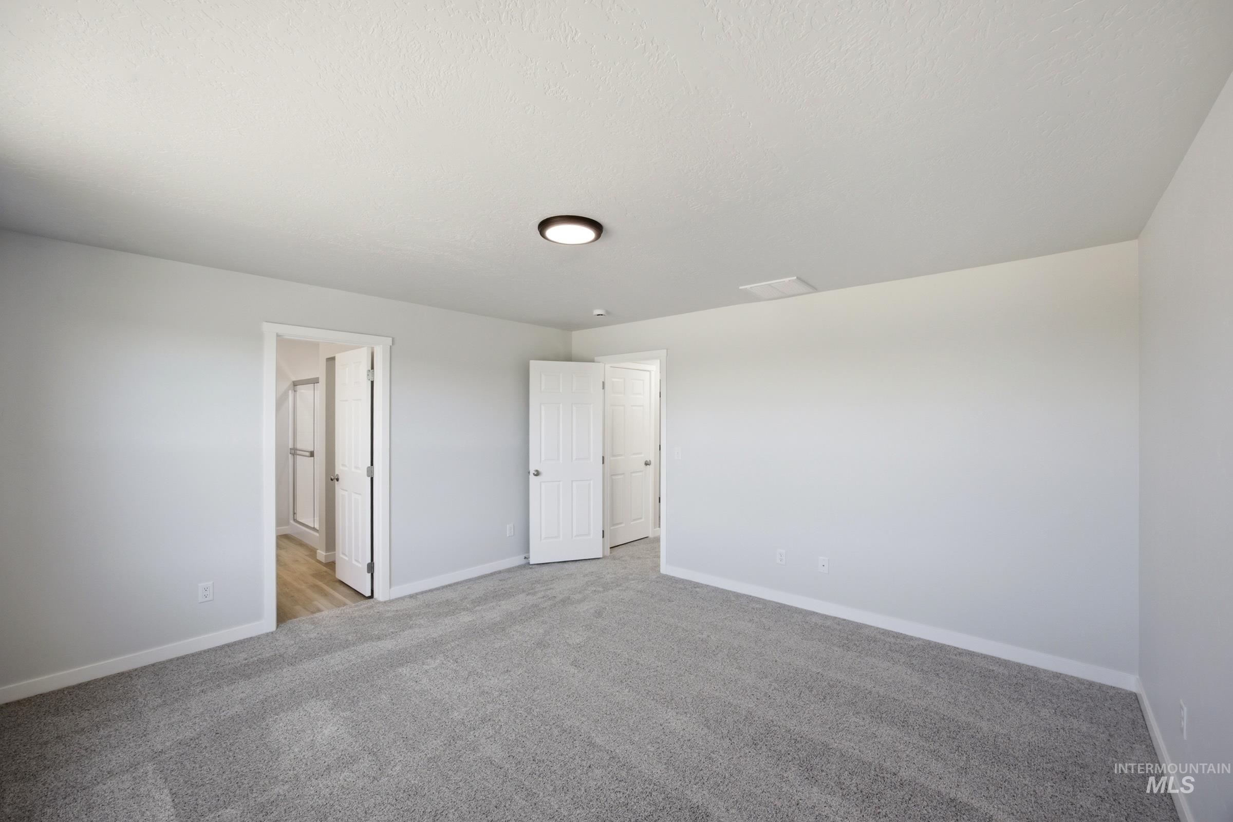1595 Sunday River St Property Photo 13