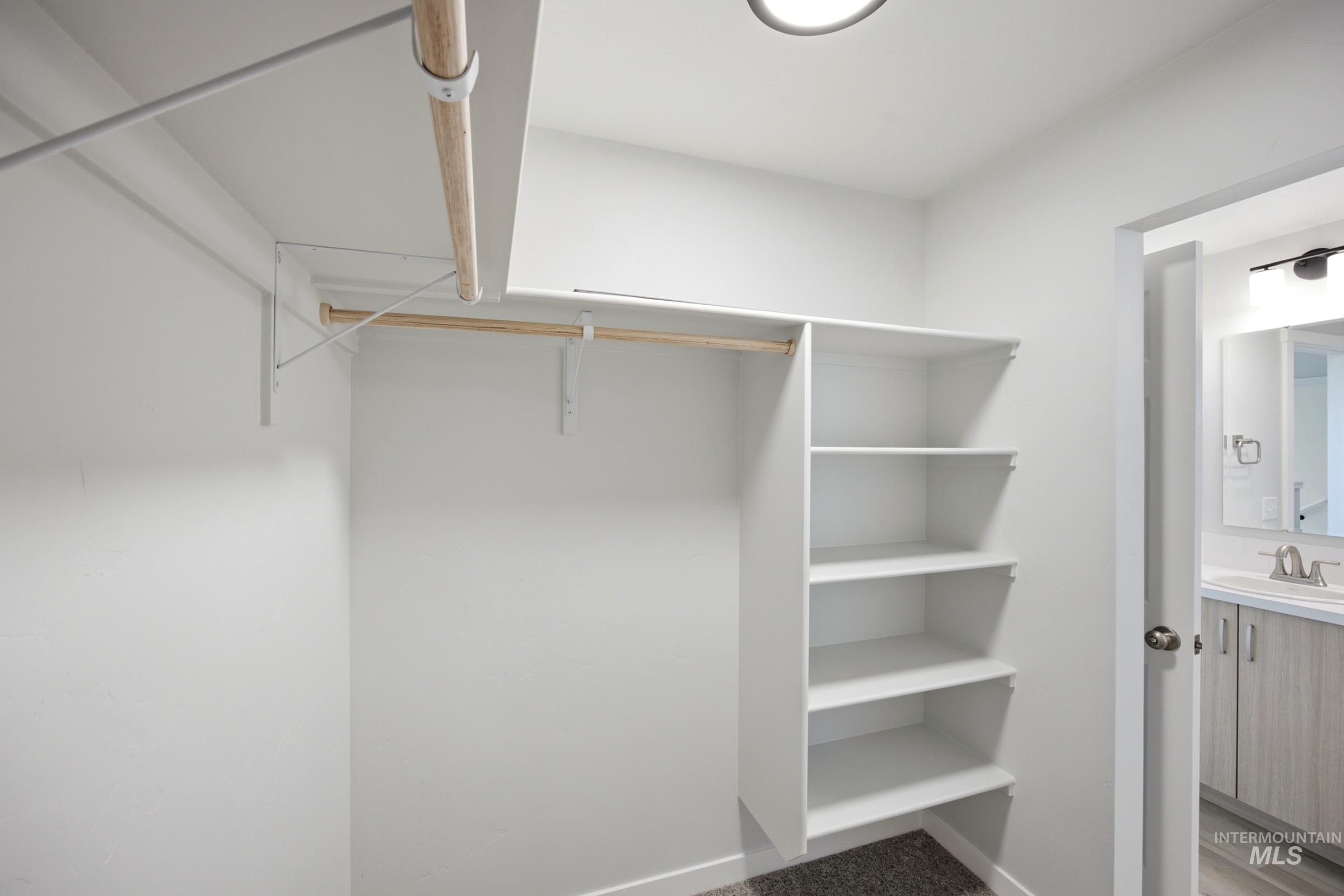 1595 Sunday River St Property Photo 15
