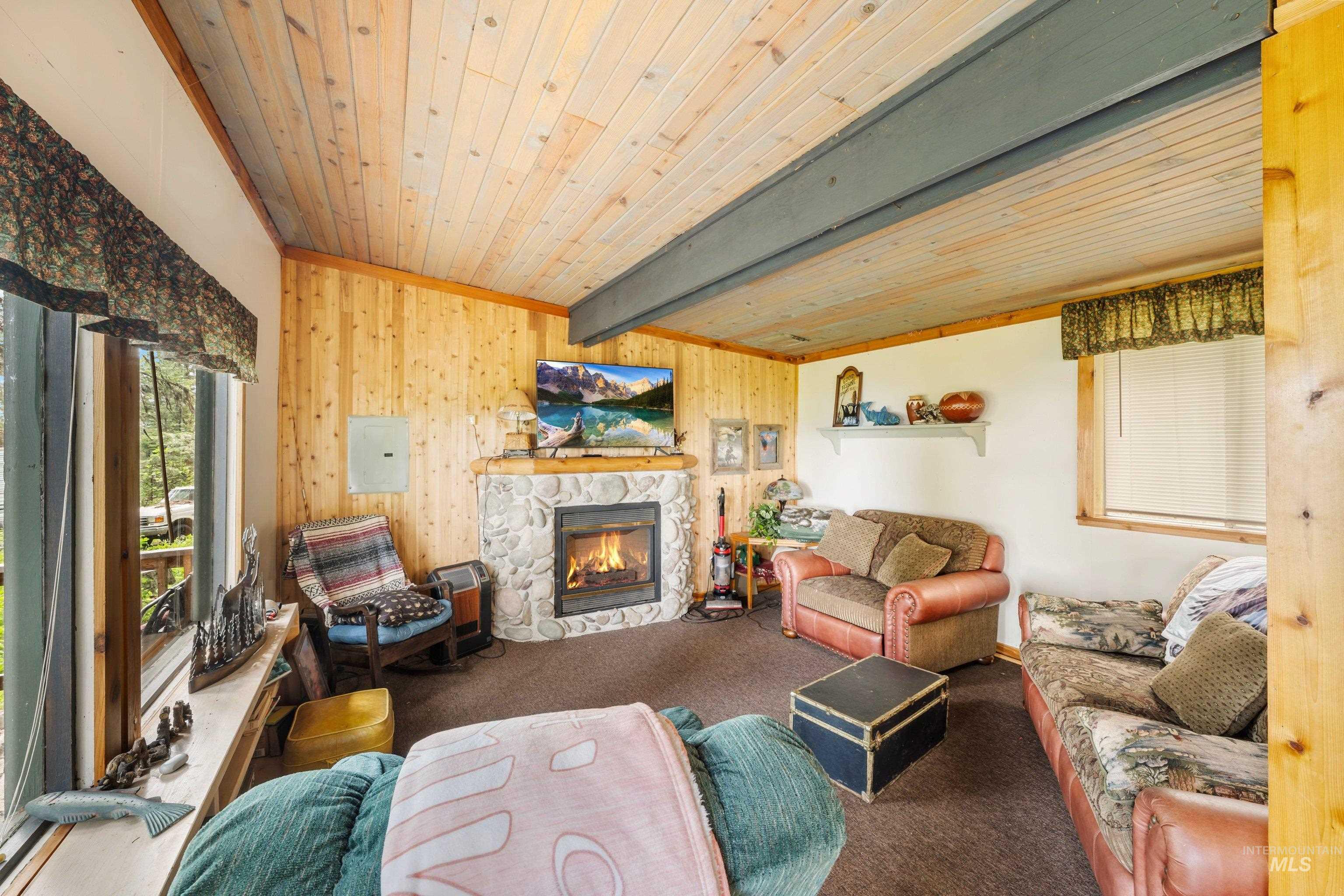 24 Pats Lane Property Photo 3