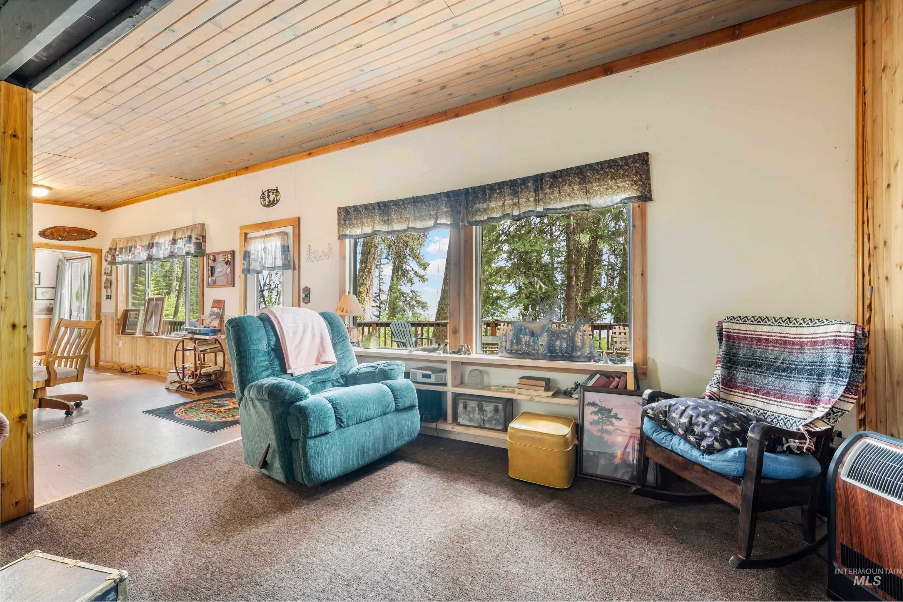 24 Pats Lane Property Photo 4