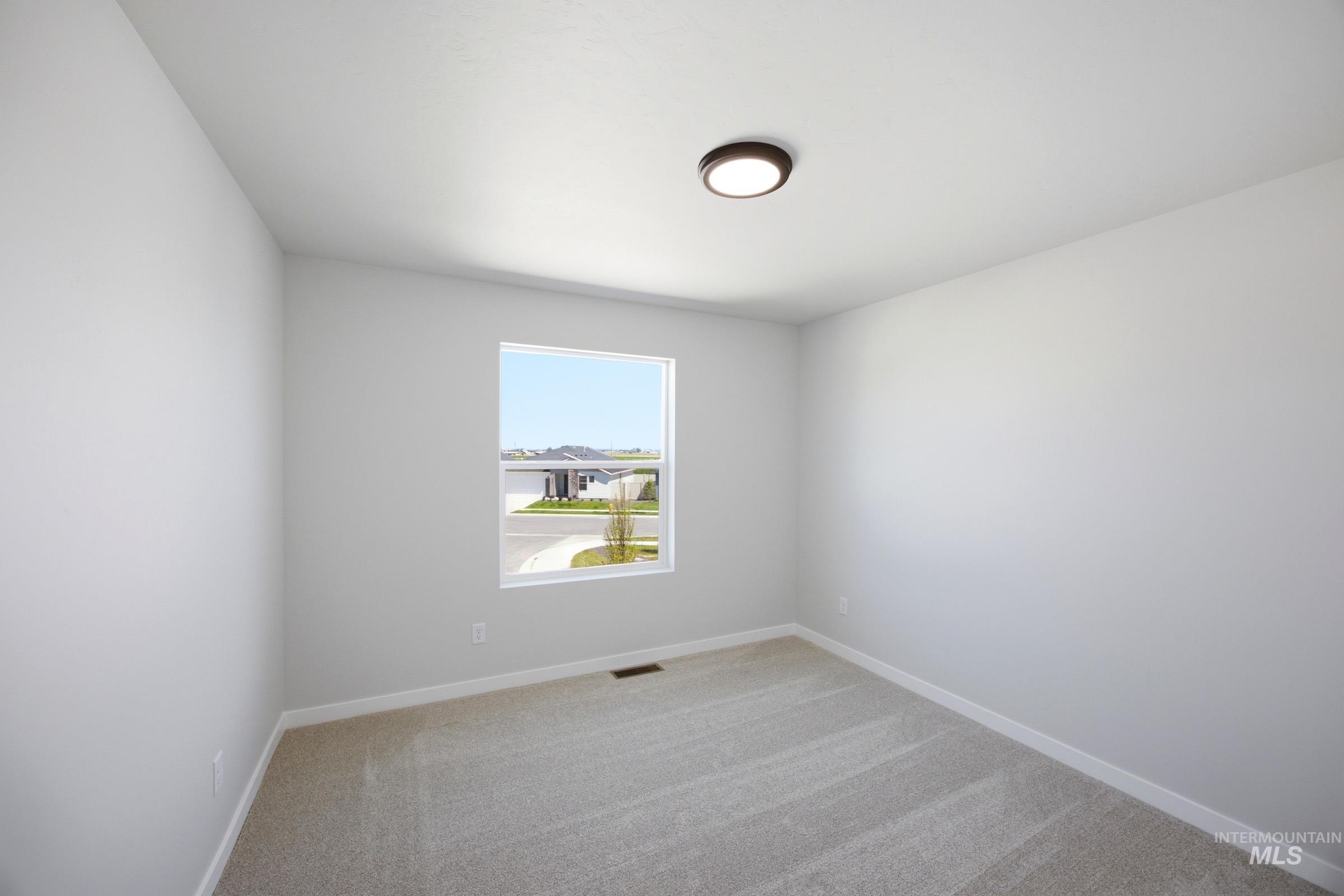 5275 E Phelps Lake Dr Property Photo 17