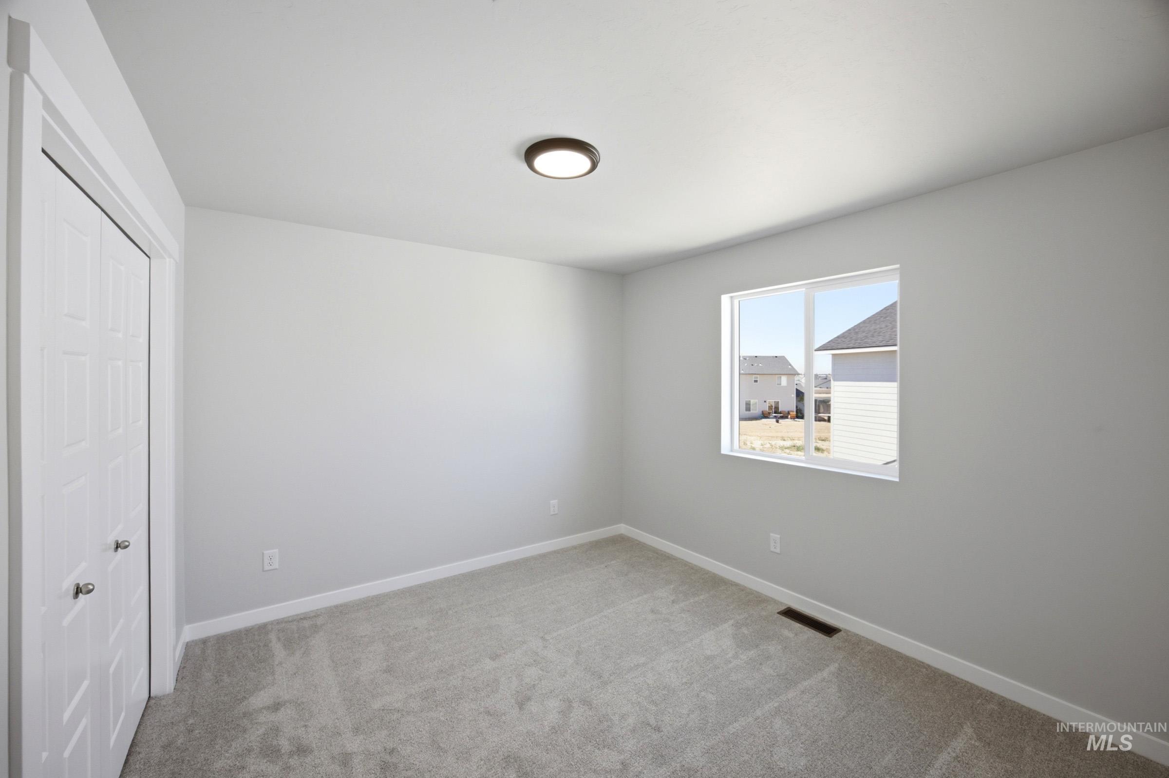 5275 E Phelps Lake Dr Property Photo 21