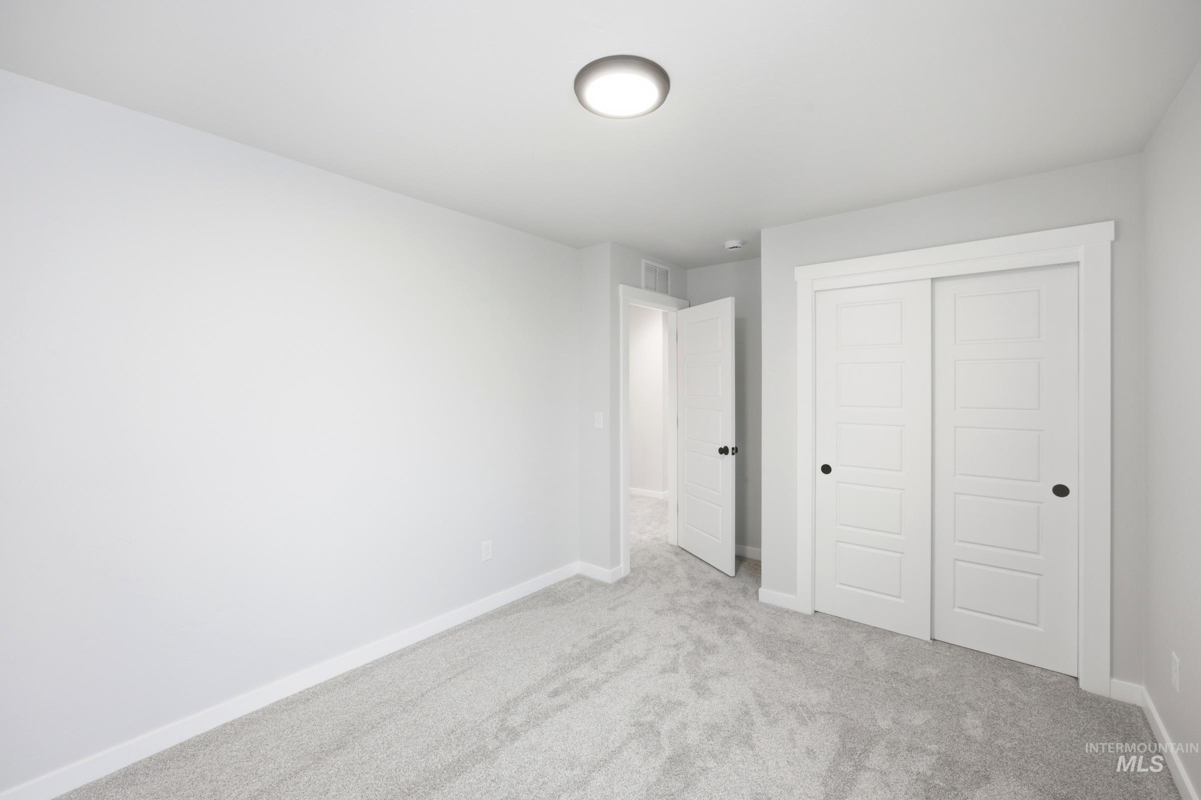 2151 S Border Way Property Photo 26