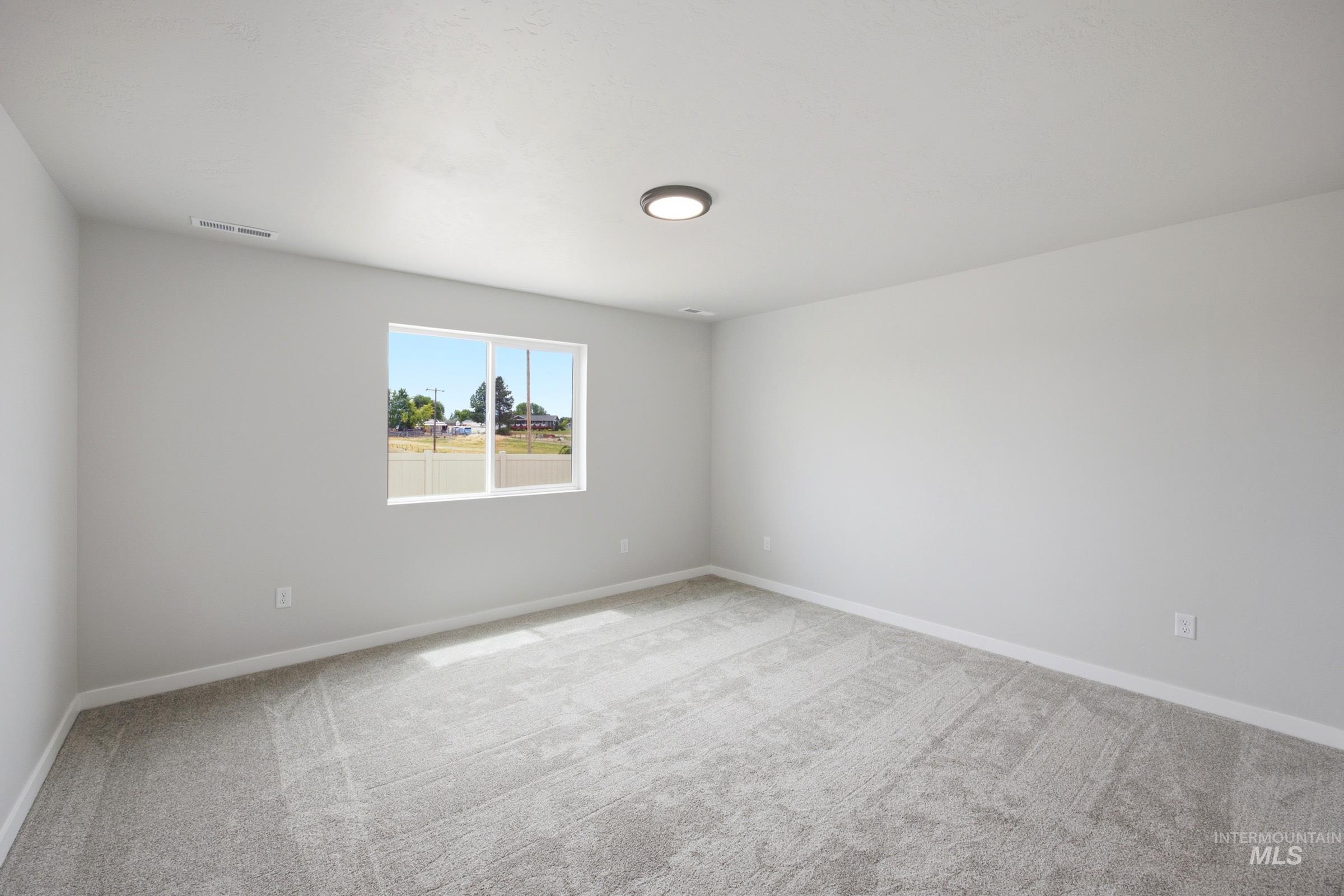 1187 W Jasper St Property Photo 10