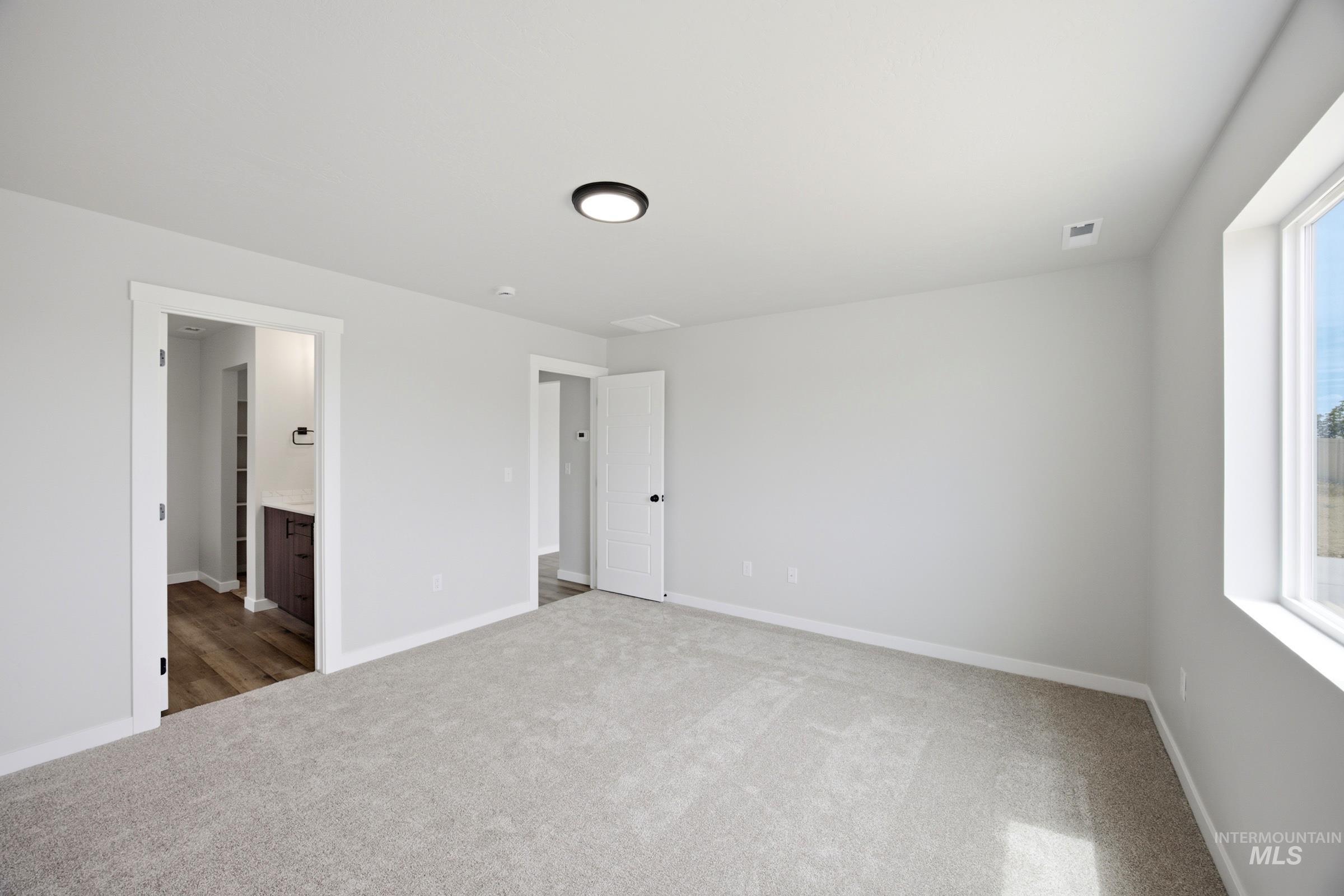 1187 W Jasper St Property Photo 11
