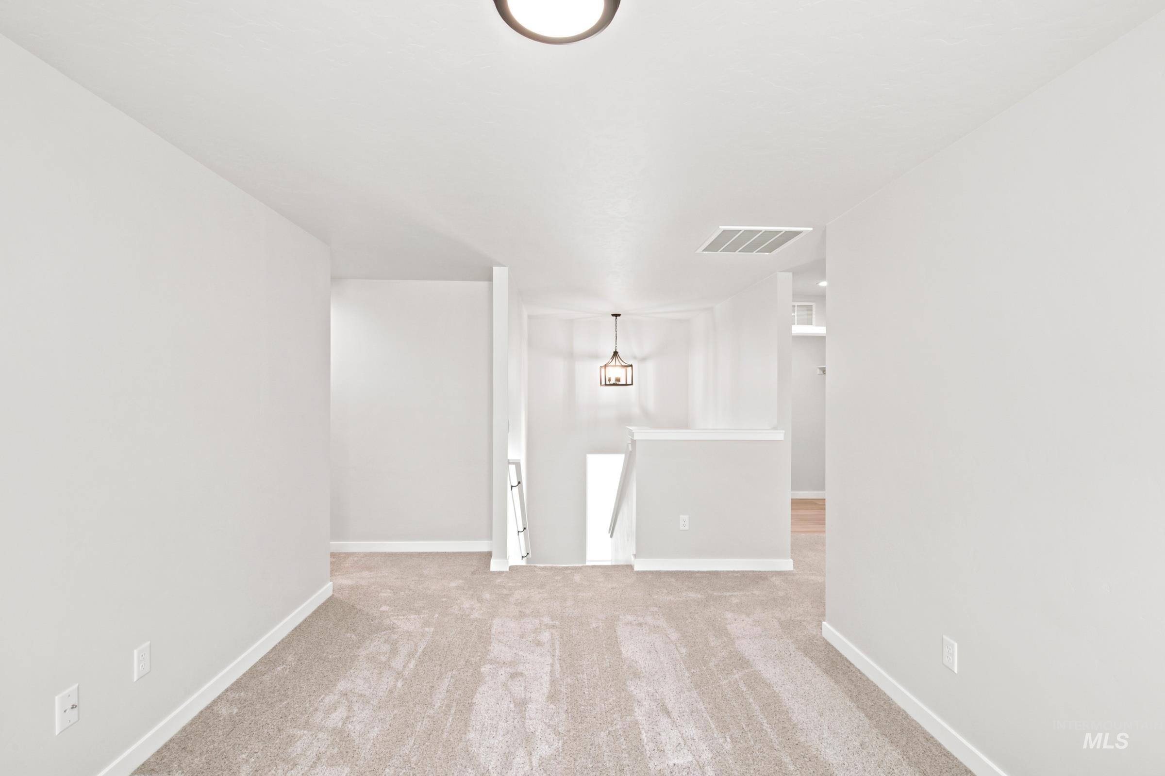 2358 W Fallon Lp Property Photo 16