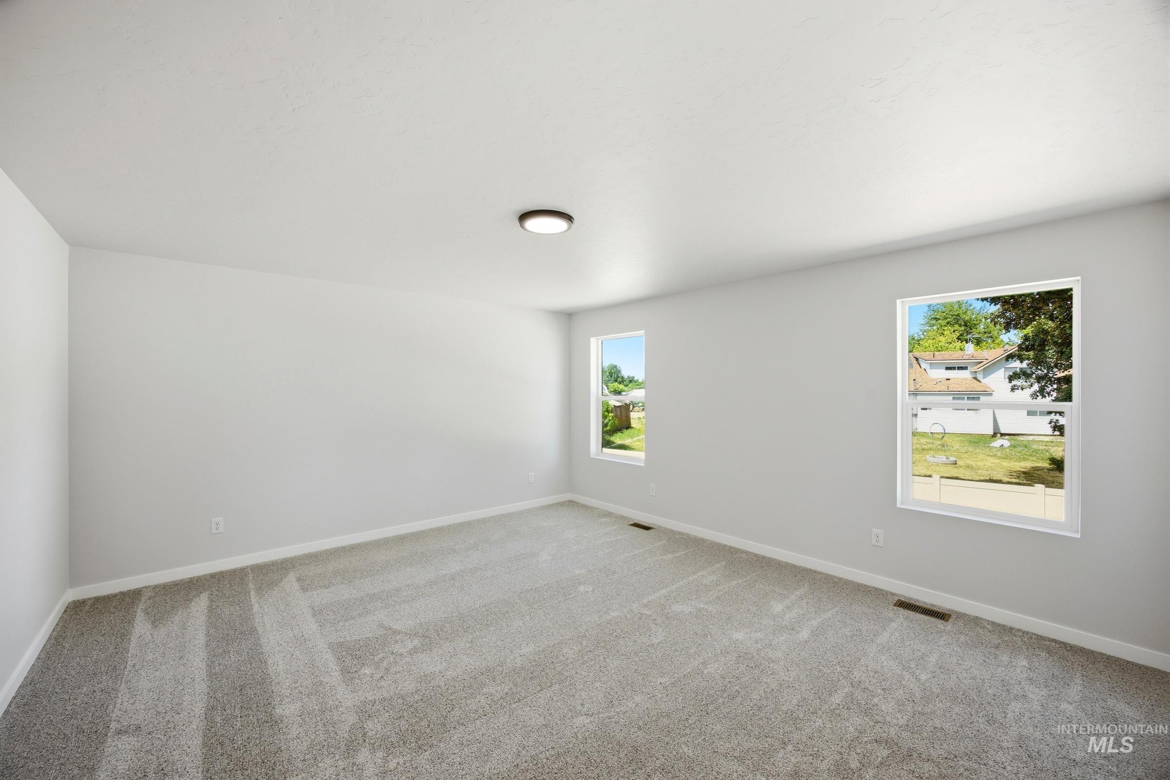 3380 E Red Maple Ct Property Photo 24