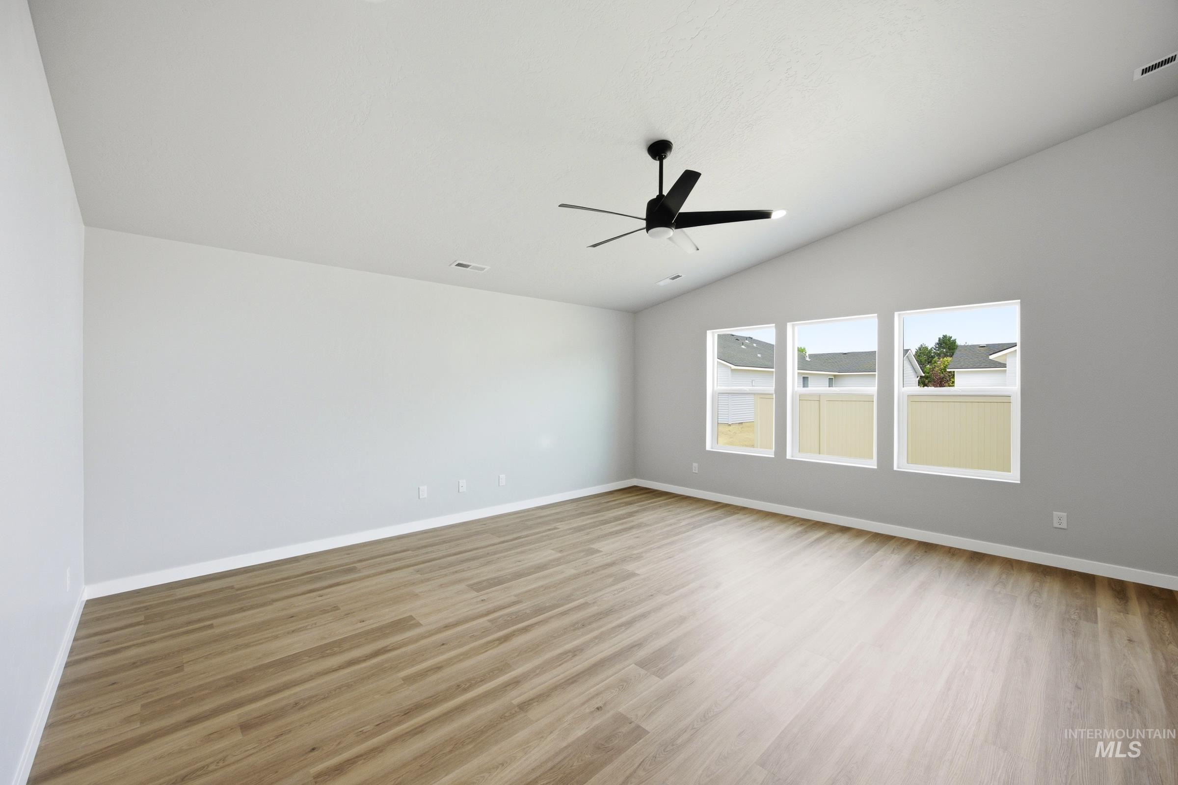 16649 N Shorthorn Lp Property Photo 8