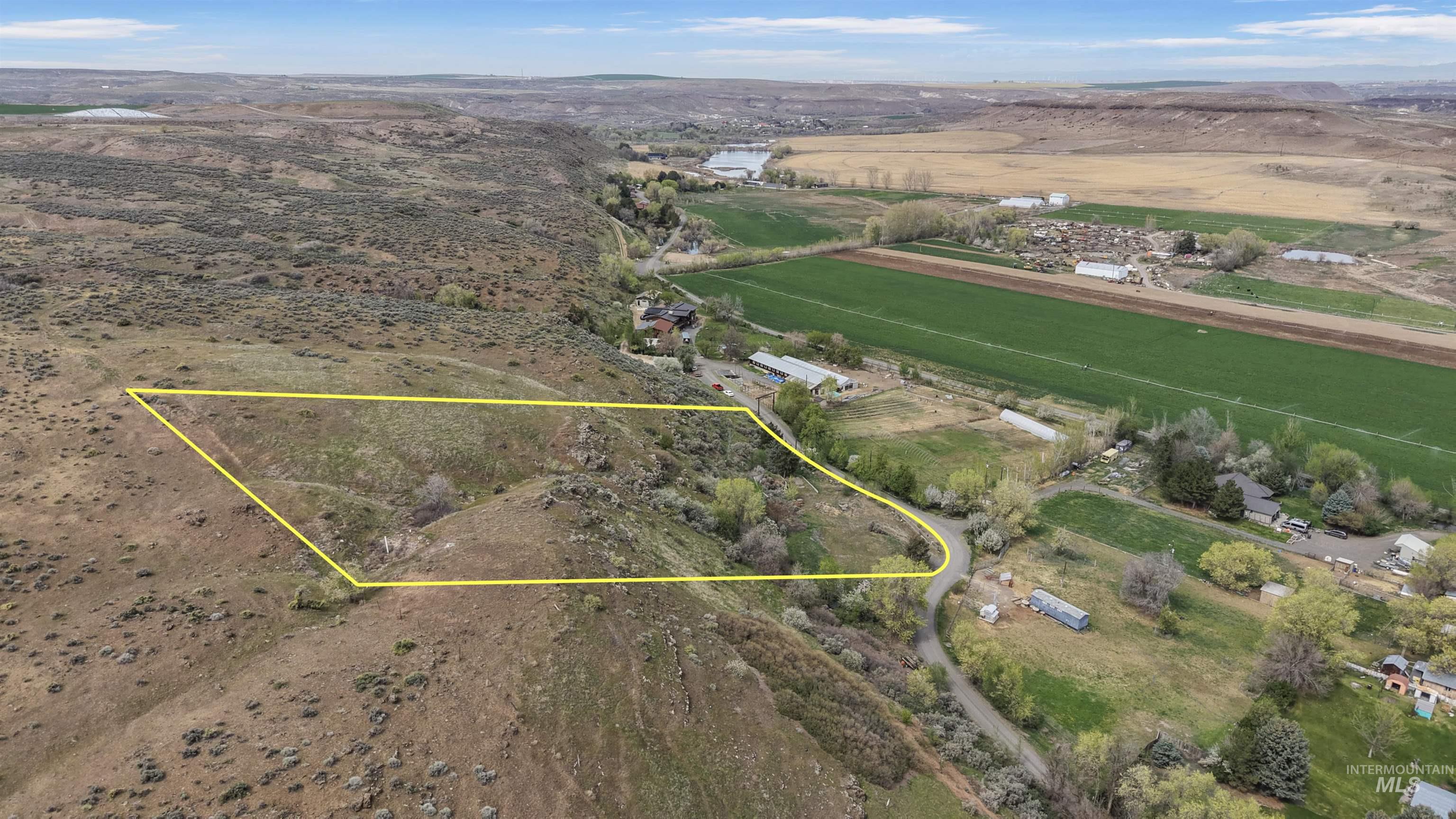 4785 A River Road Property Photo 18