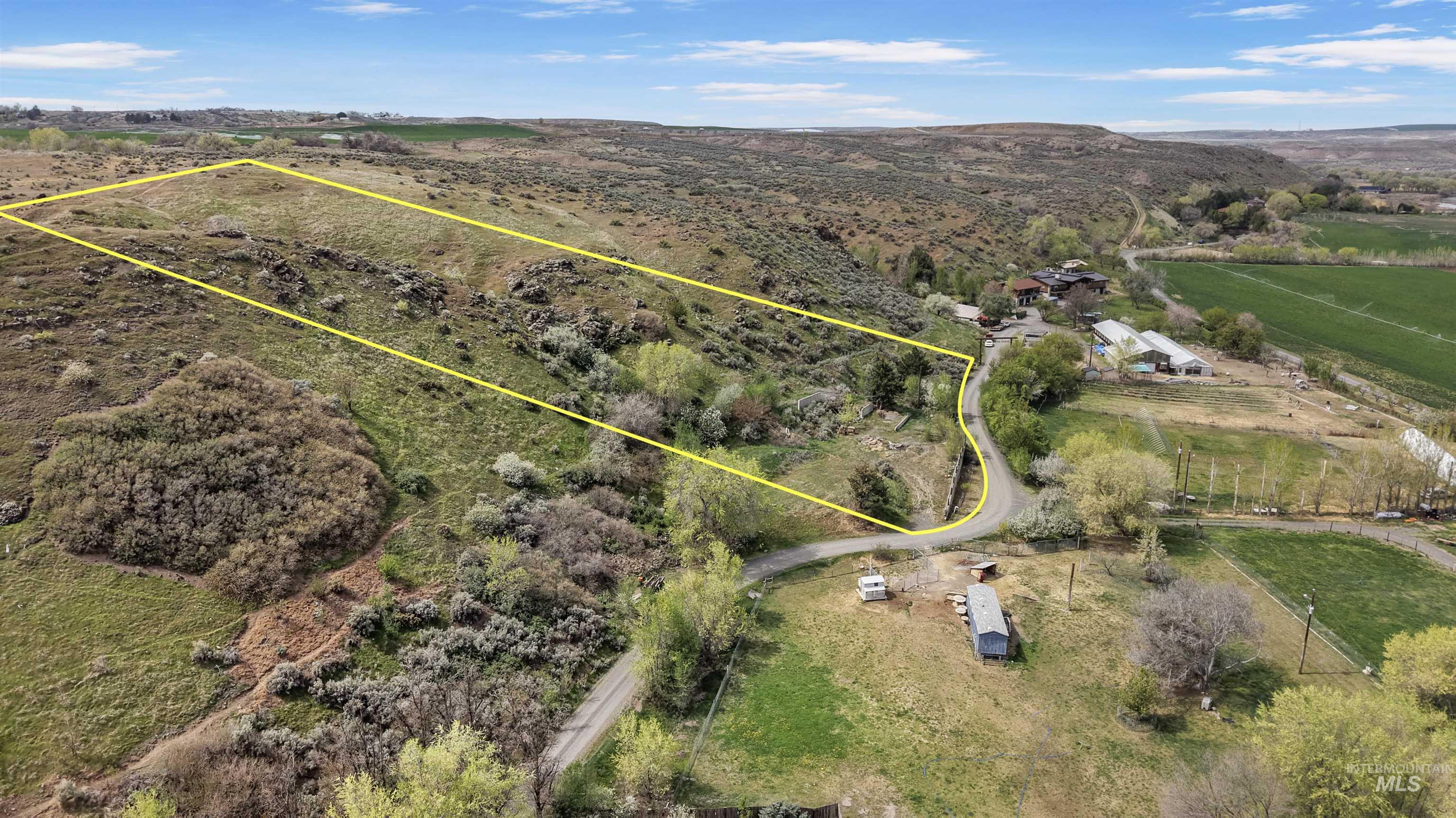 4785 A River Road Property Photo 22