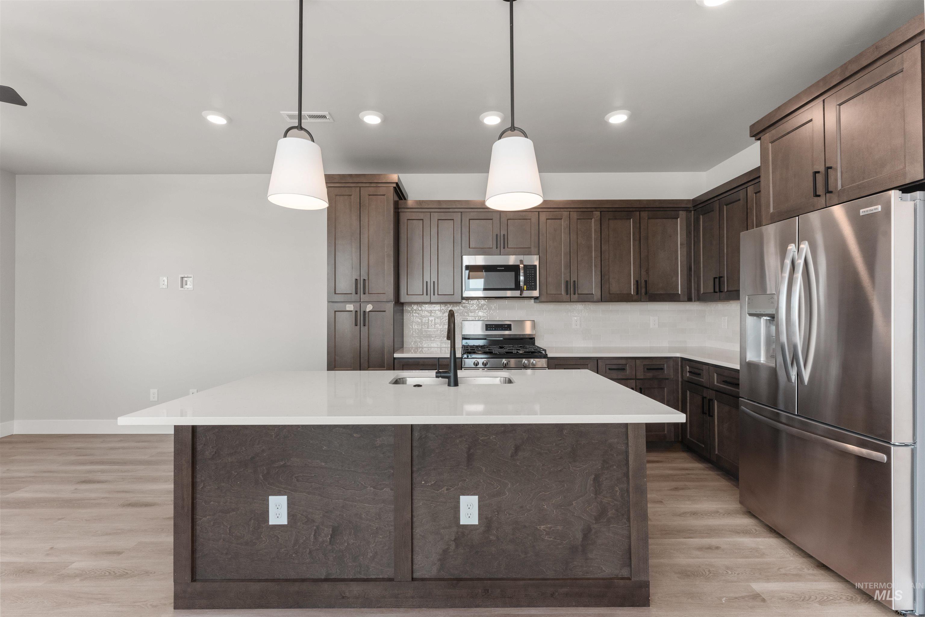 12459 W Callisto Dr. Property Photo 12