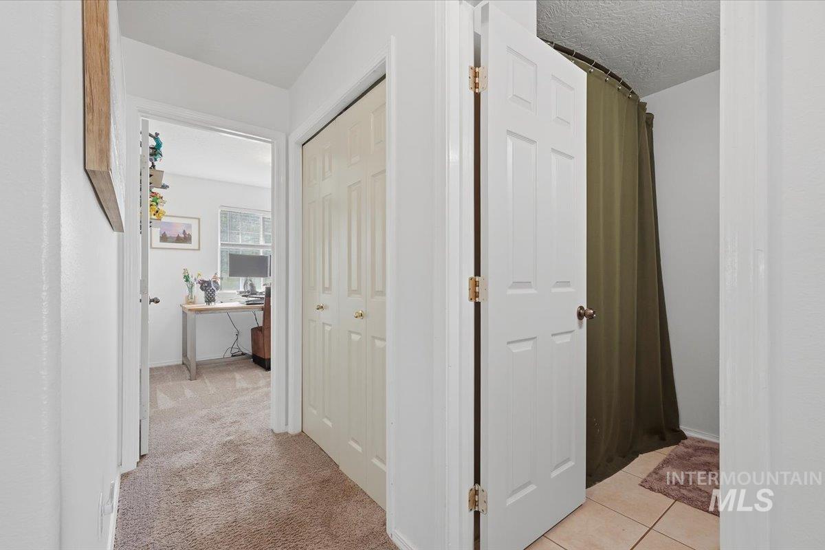 3304 S Holly St Property Photo 14