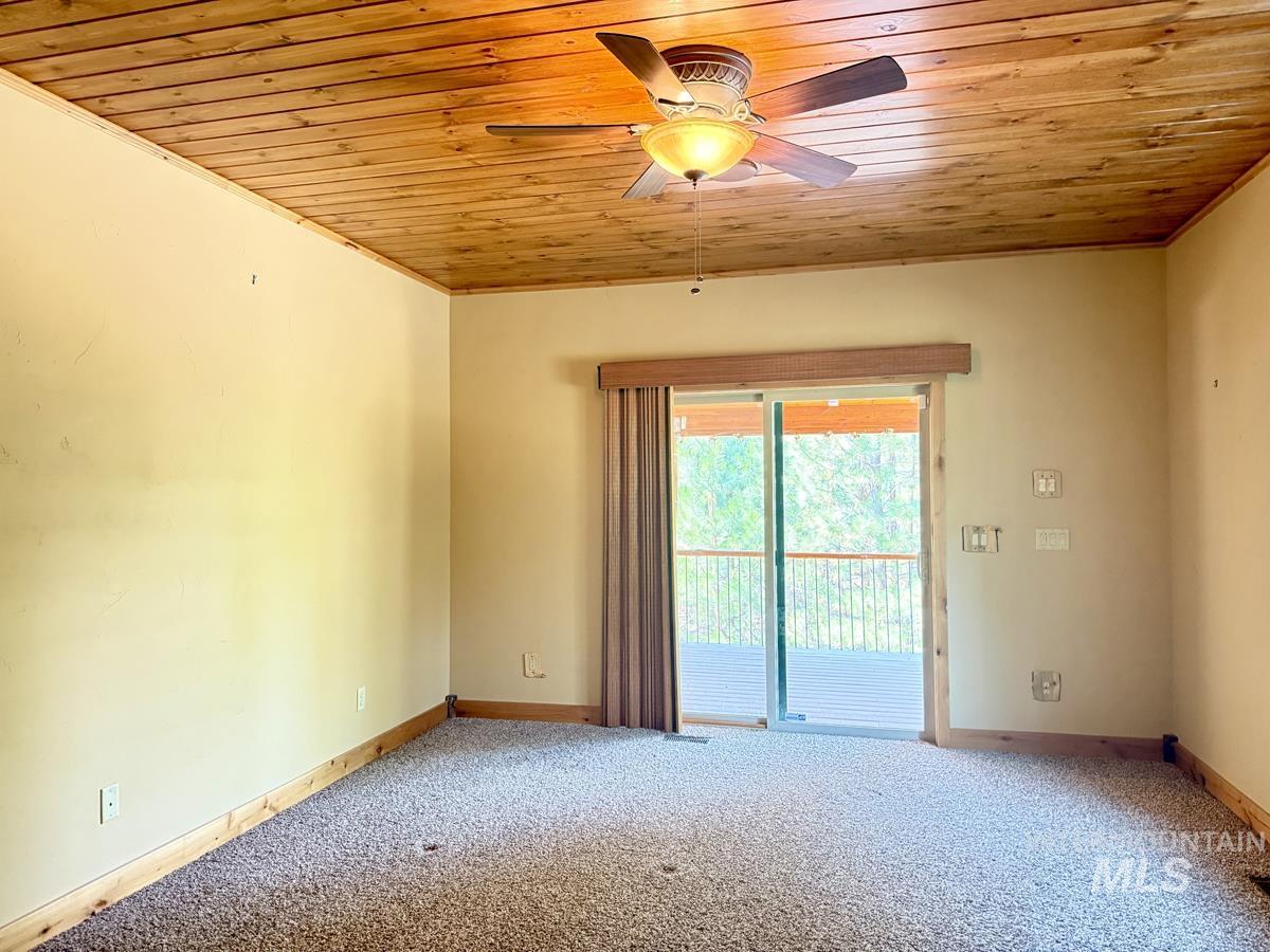 515 Cabarton Road Property Photo 16