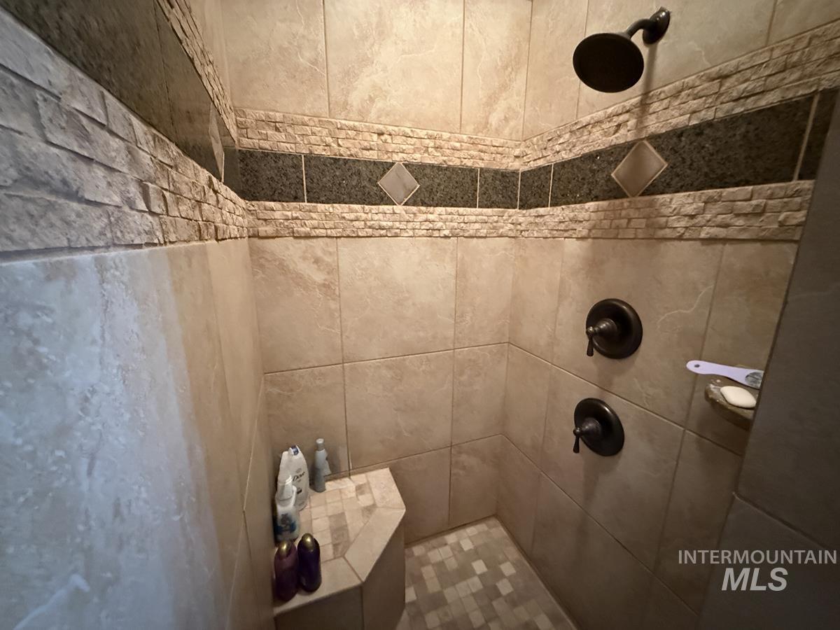 515 Cabarton Road Property Photo 20