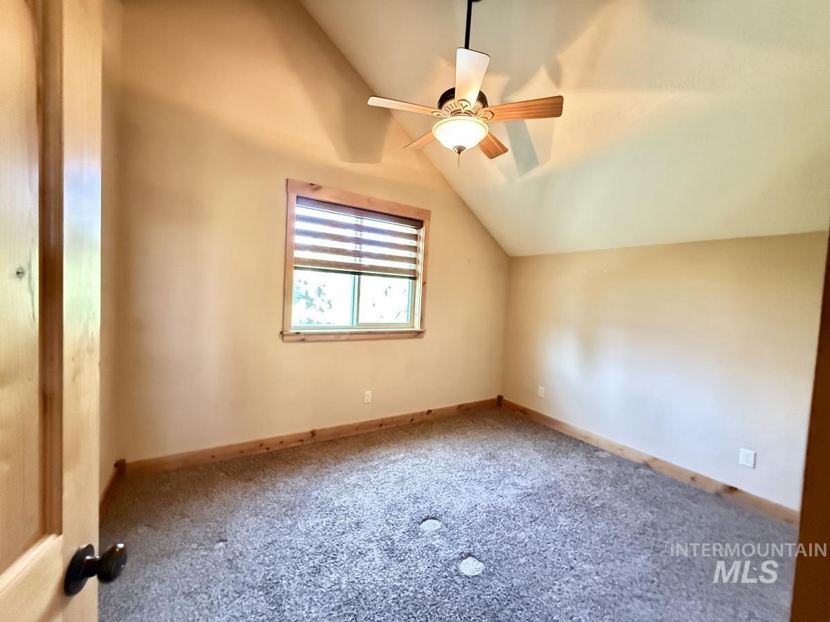 515 Cabarton Road Property Photo 24