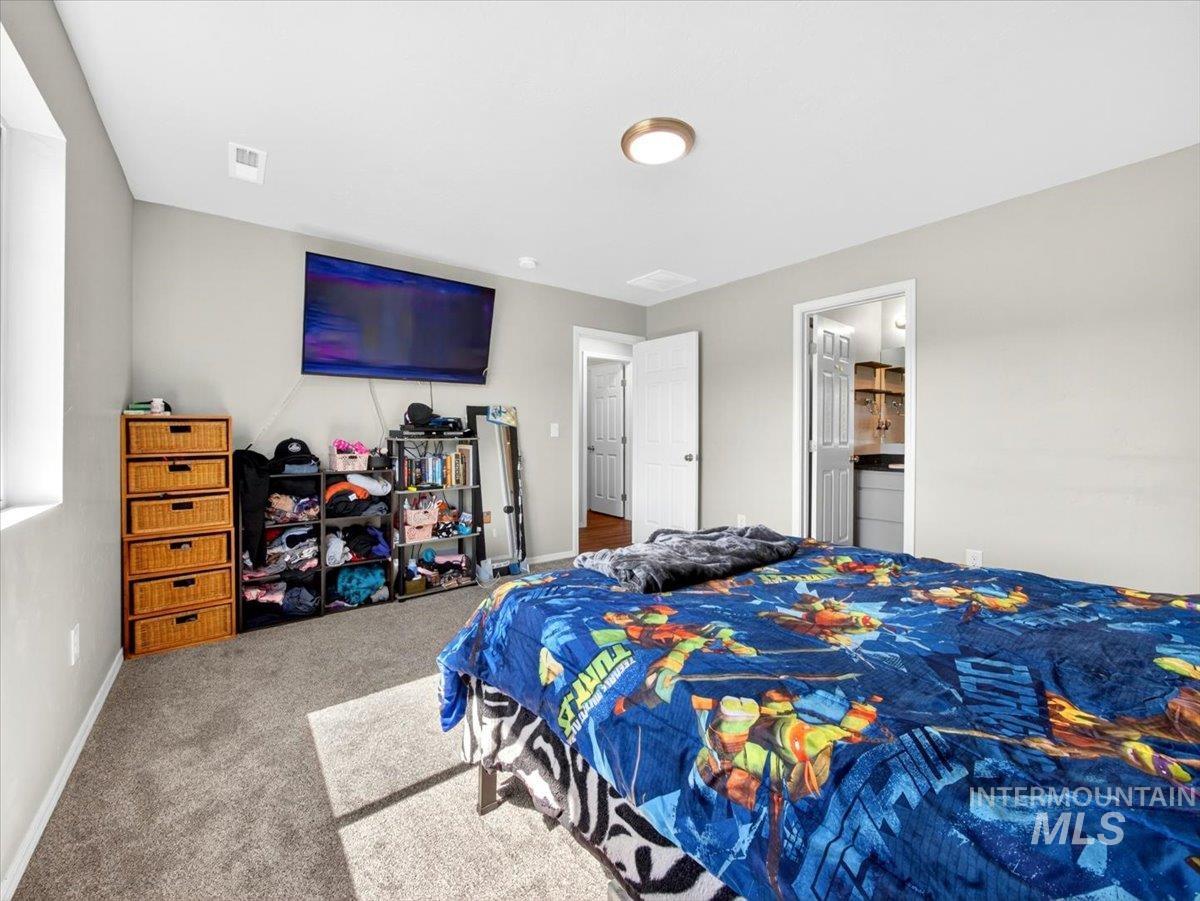 878 S Beaver Creek Way Property Photo 22