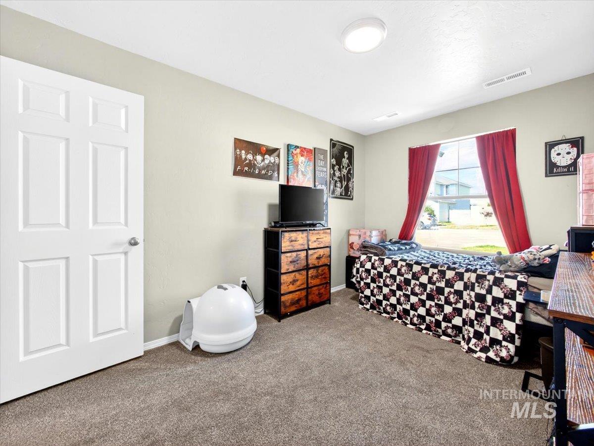 878 S Beaver Creek Way Property Photo 27