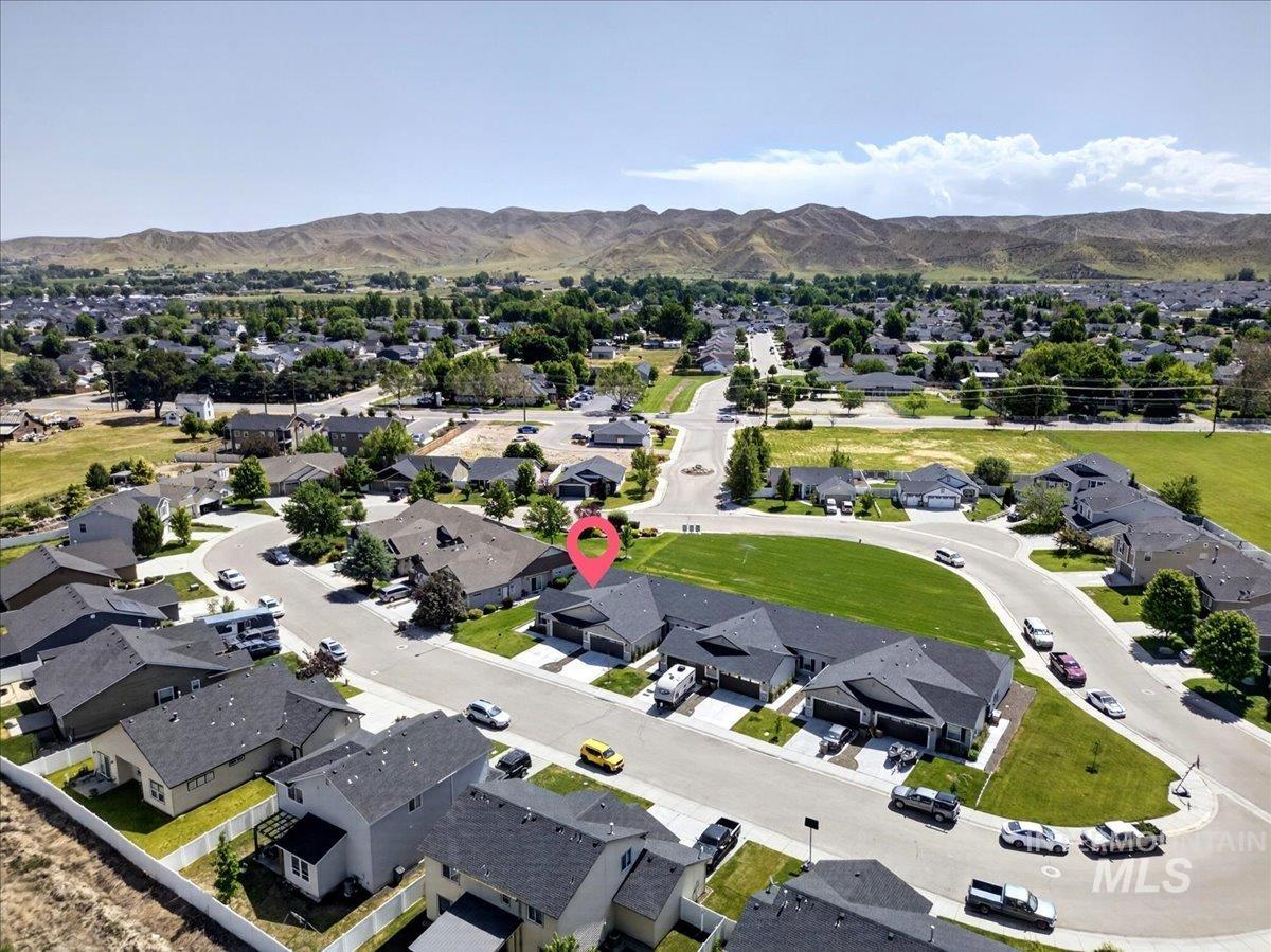 878 S Beaver Creek Way Property Photo 37