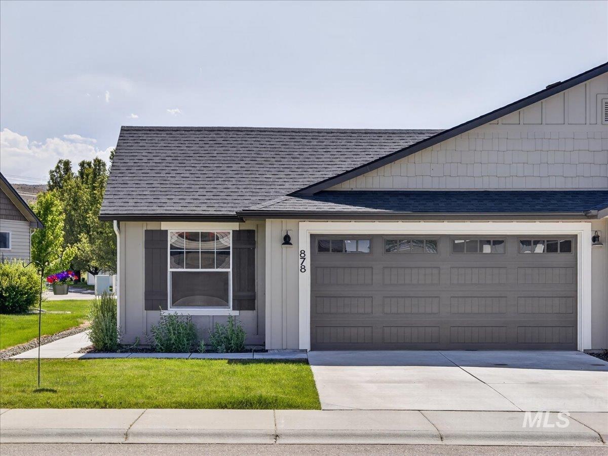 878 S Beaver Creek Way Property Photo 39