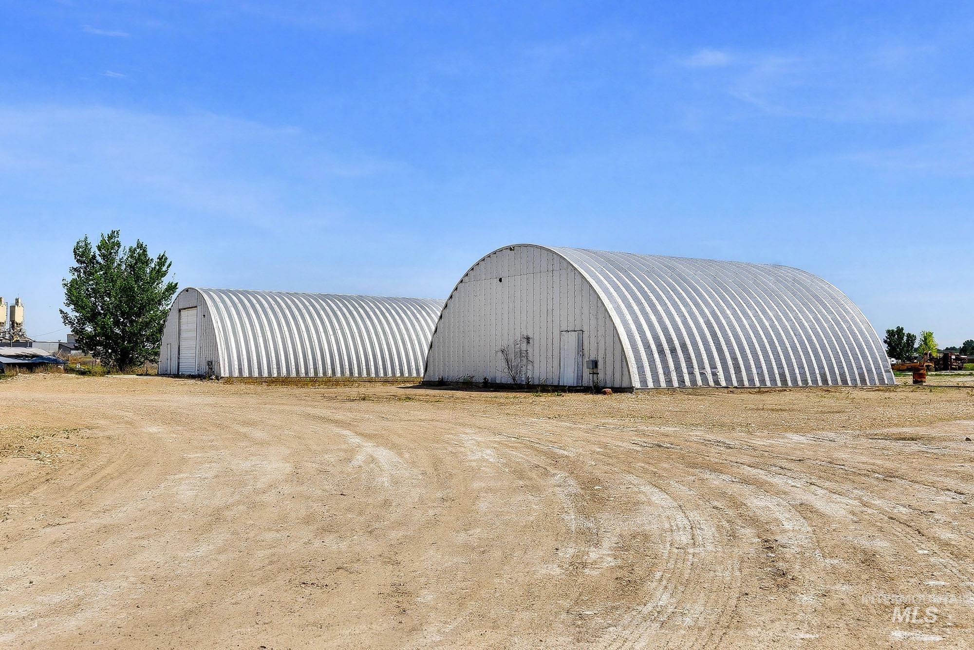 20079 Simplot Blvd Property Photo 3